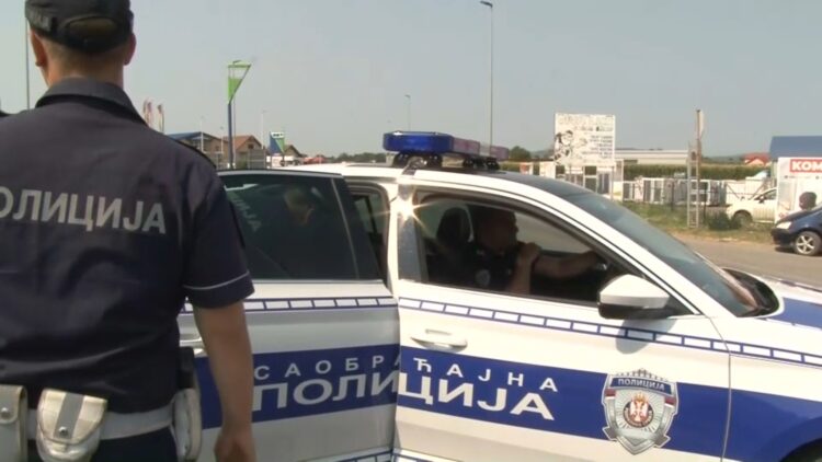 1721322574-policija-opsta-auto-750x422