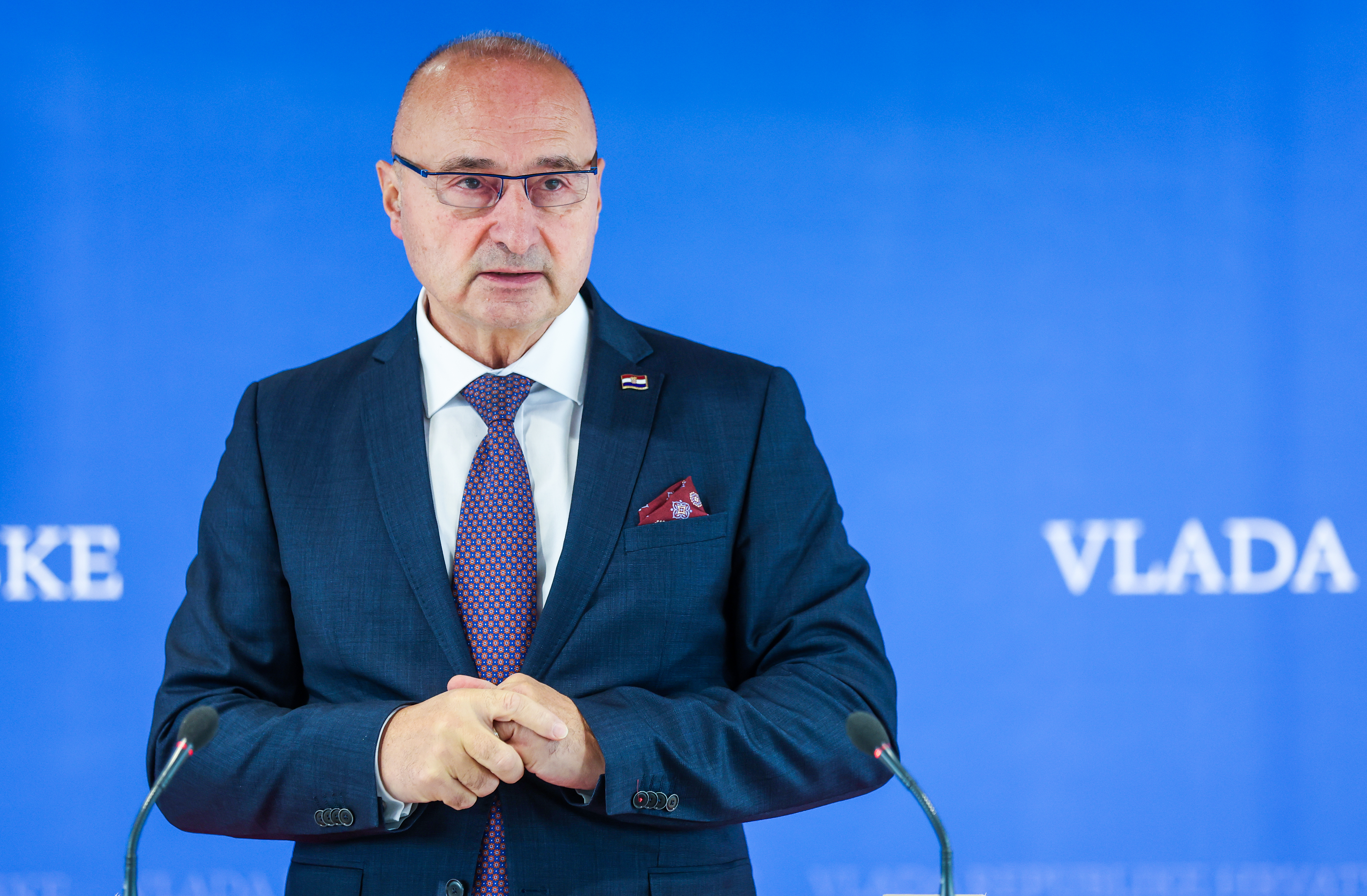 Zagreb: Ministar Piletić dao je izjavu medijima