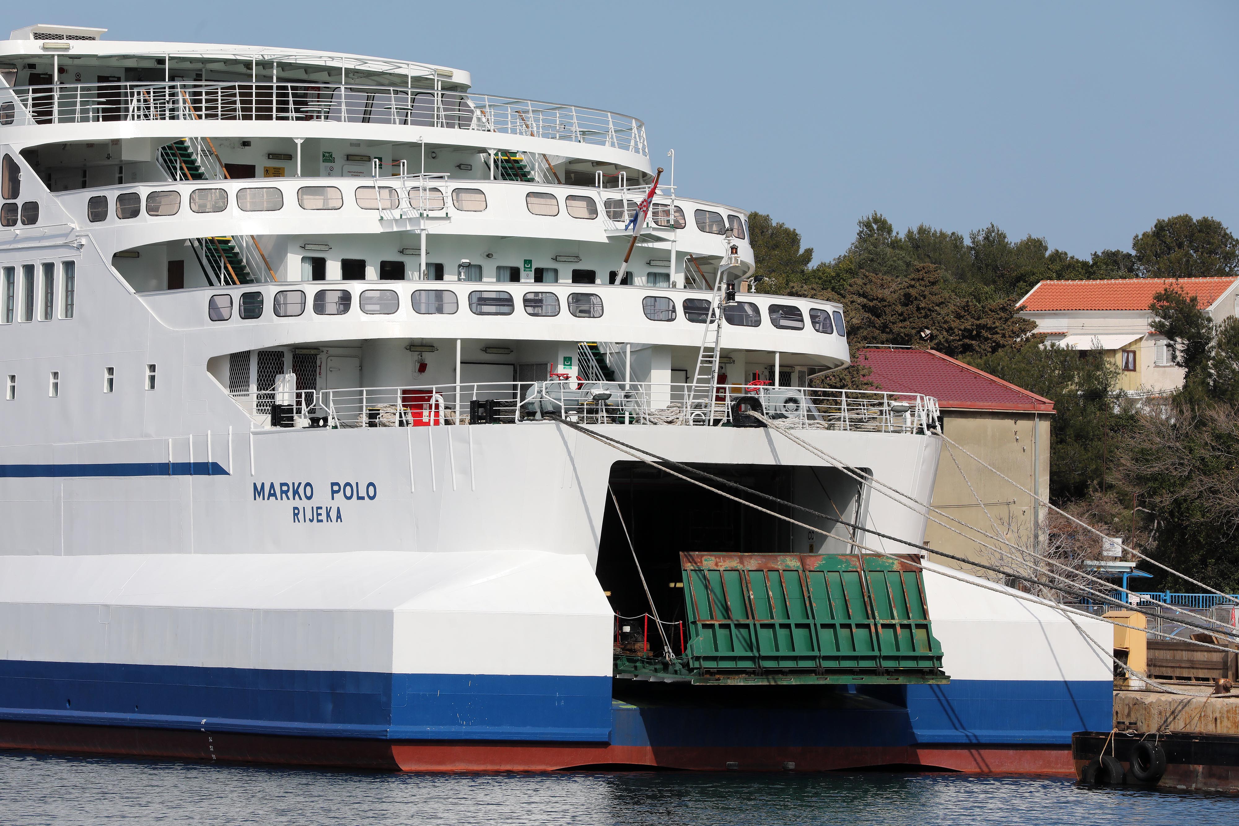 Brodovi Jadrolinije u brodogradilištu Lošinjska plovidba