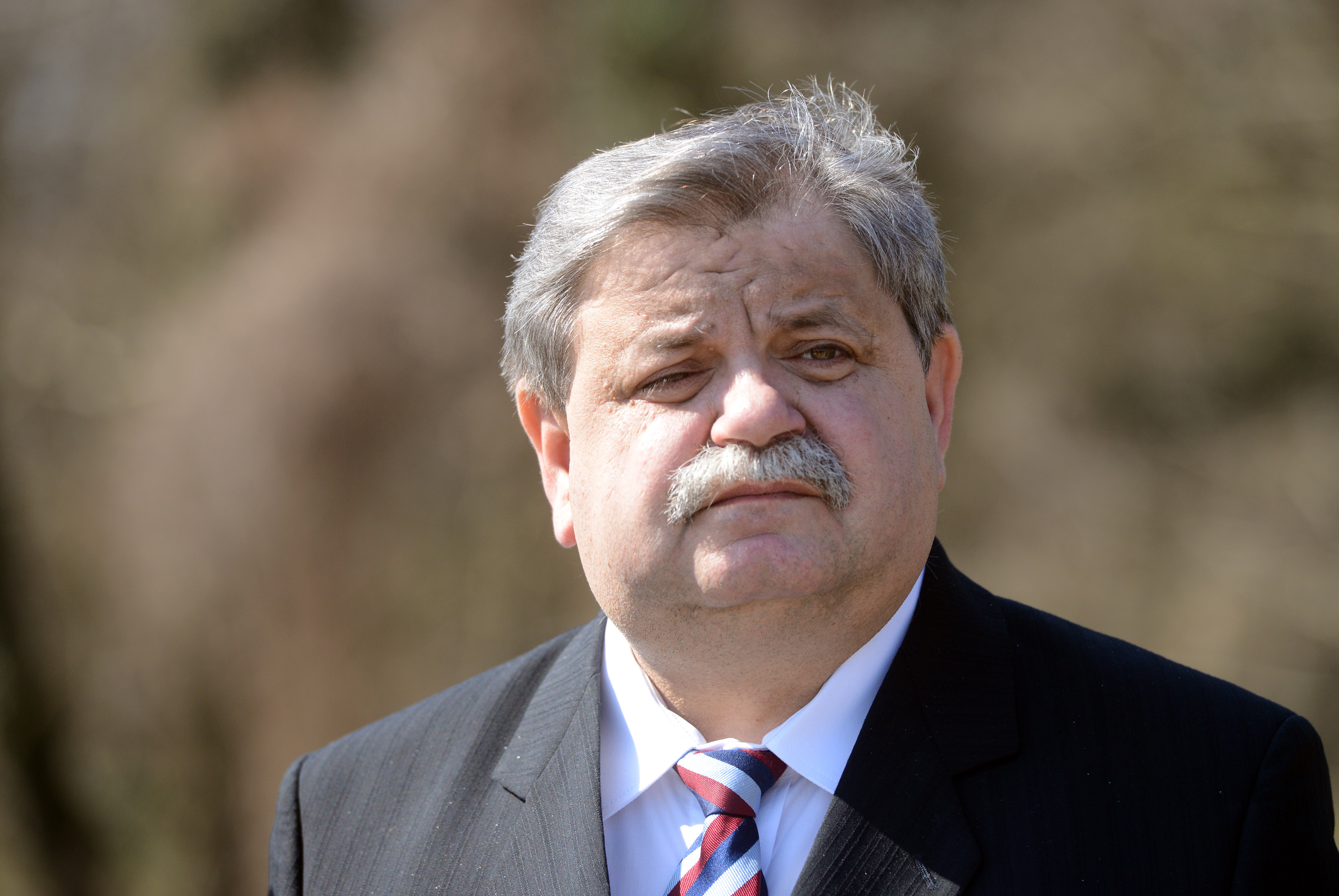 Otok Virje: Obilazak ure?enog obrambenog nasipa na rijeci Dravi koji je probijen u poplavi 2012.