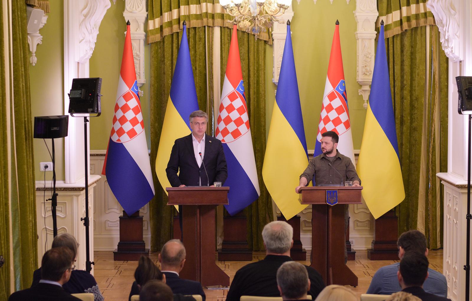 Kijev: Andrej Plenković i Volodimir Zelenski nakon sastanka obratili se medijima