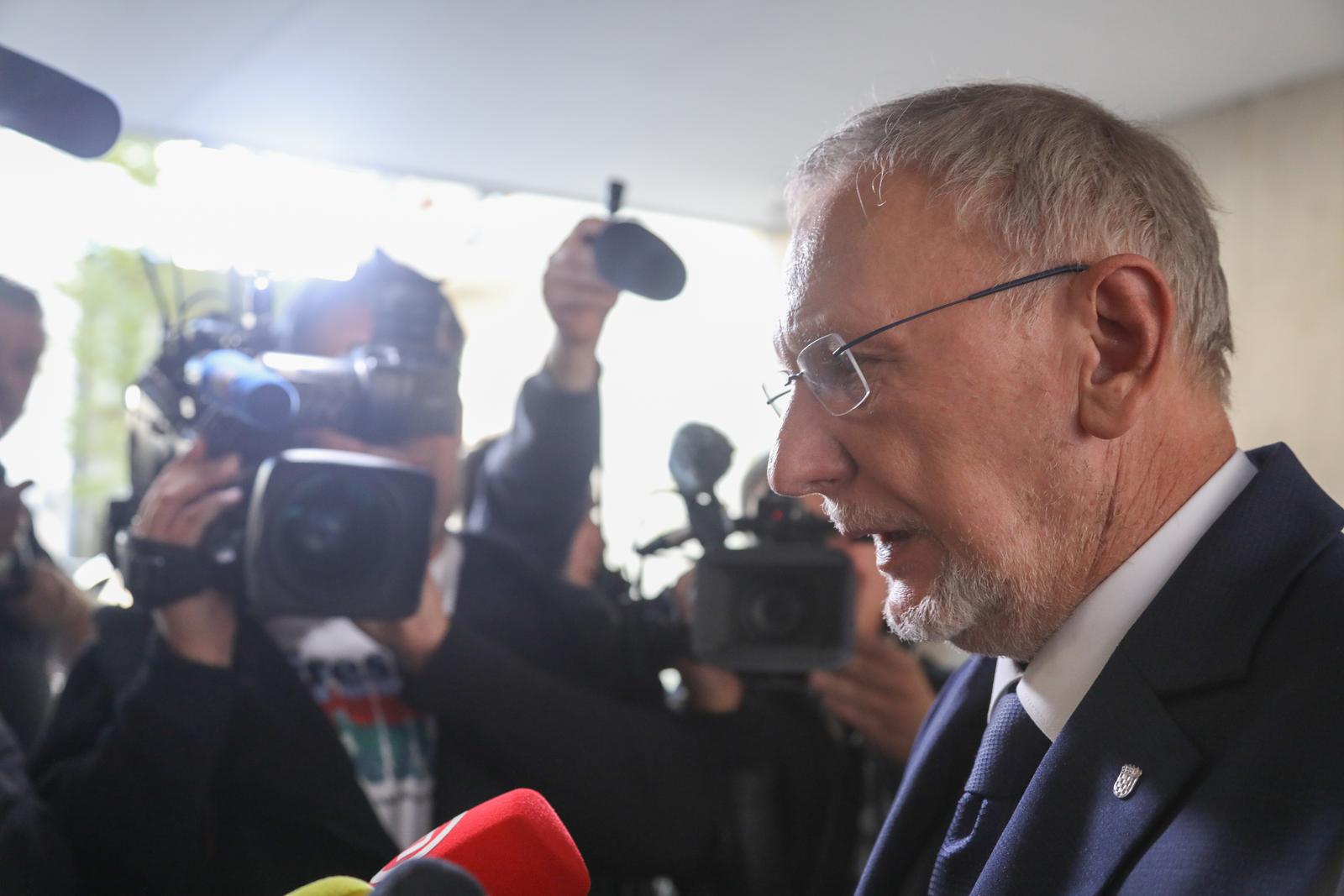 Zagreb: Dolazak članova HDZ-a na Sjednicu Predsjedništva stranke