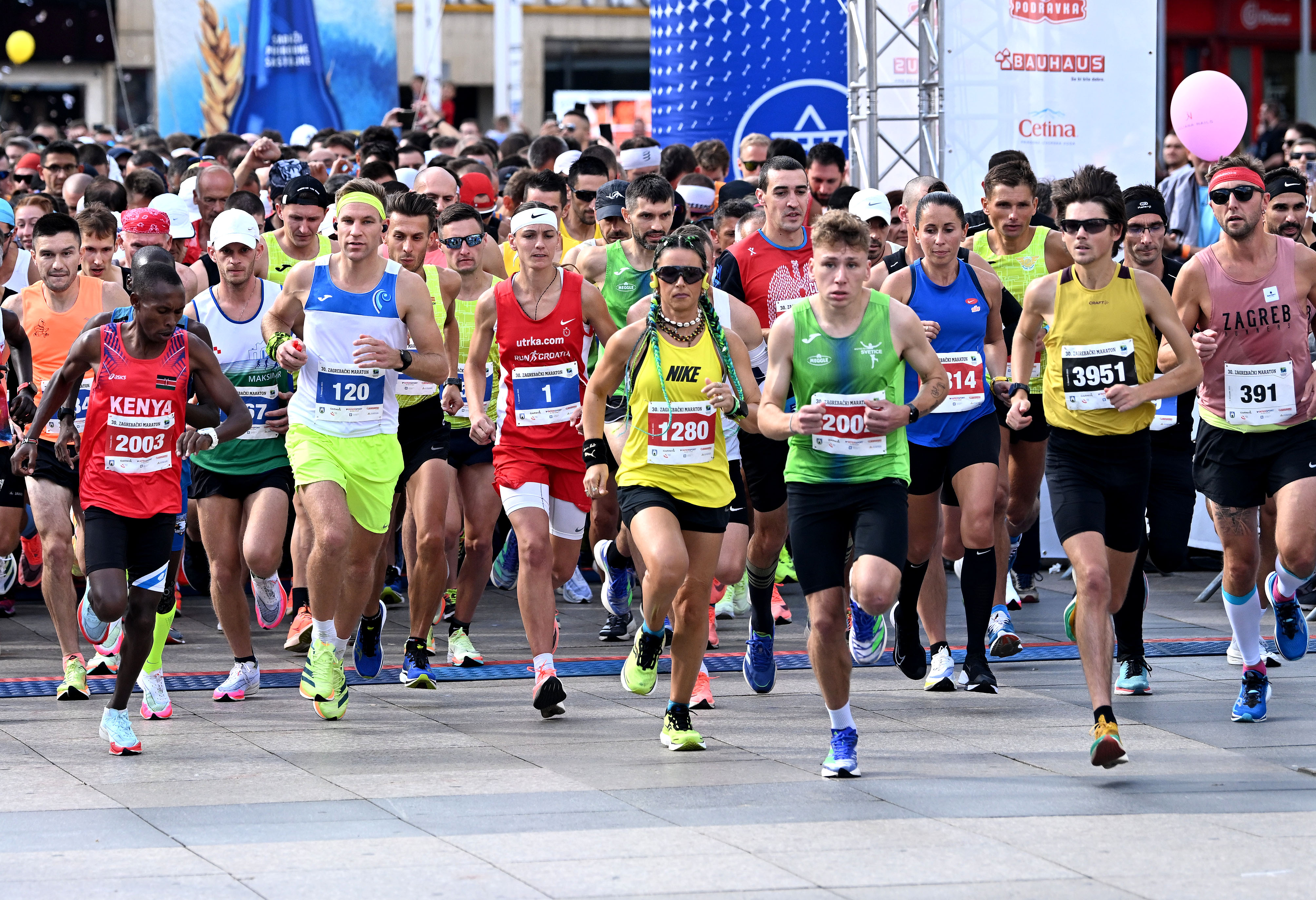 30. Zagrebački maraton startao na glavnom gradskom Trgu