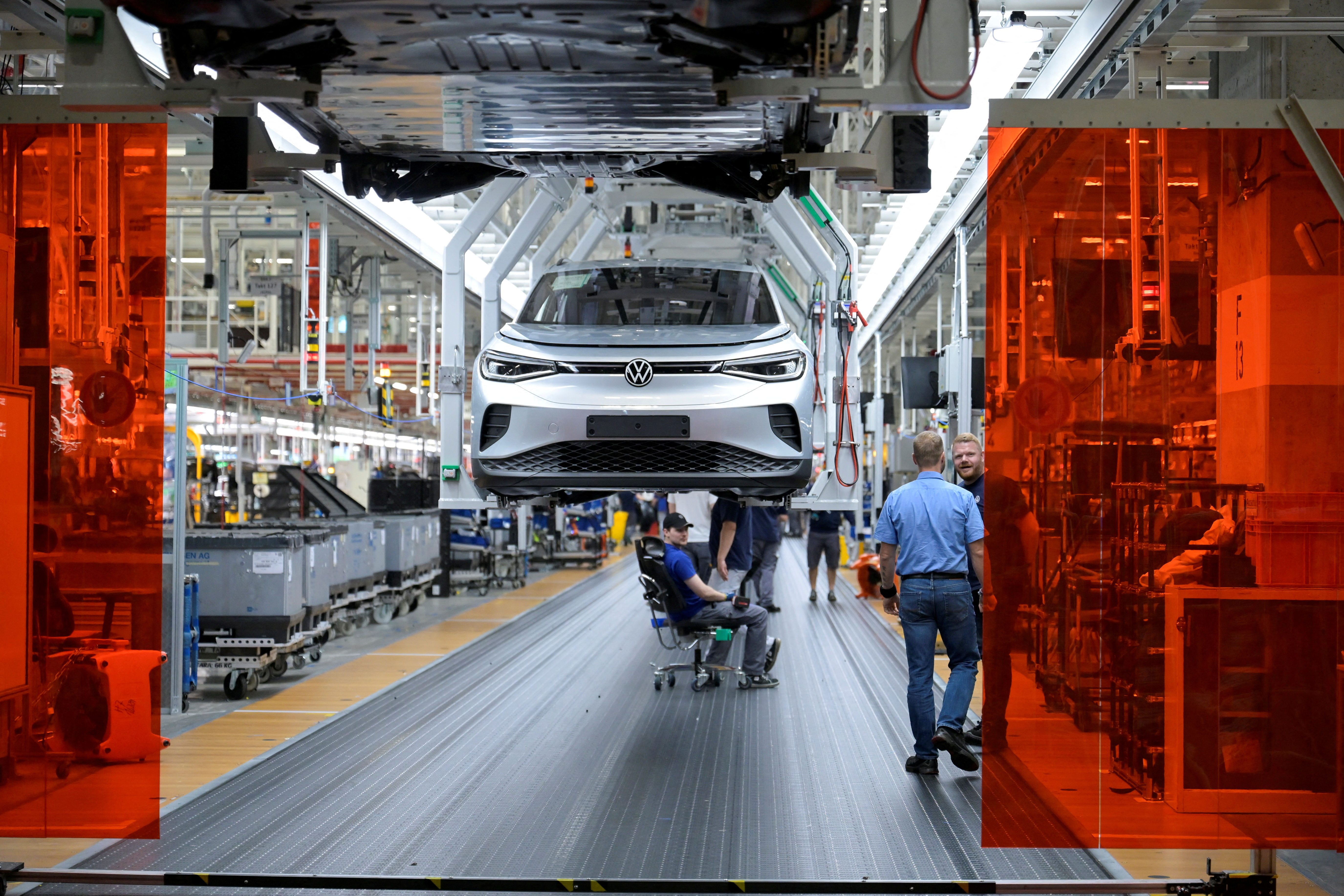 FILE PHOTO: German Economy Minister Robert Habeck visits a Volkswagen plant in Emden