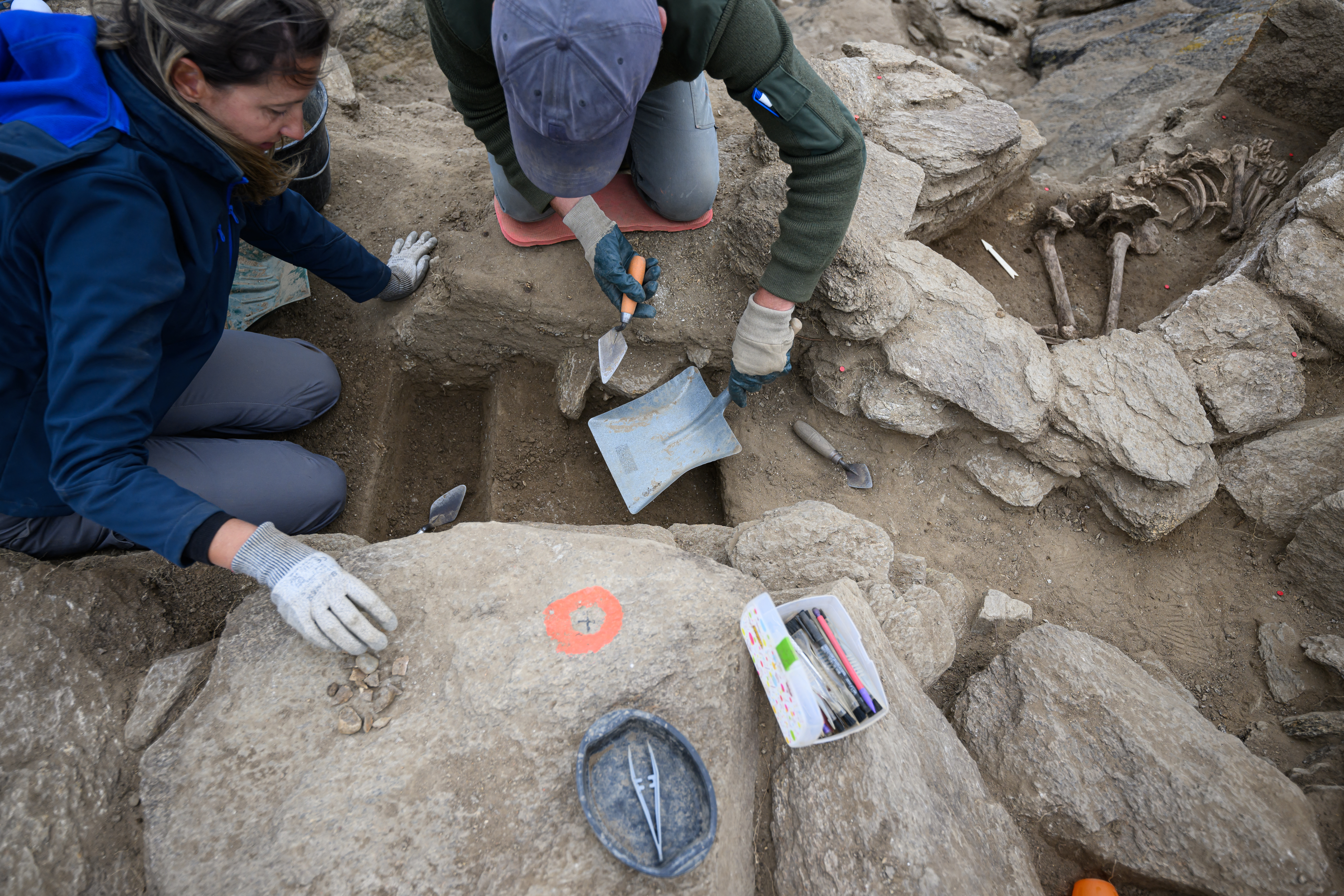 arheolozi, arheologija