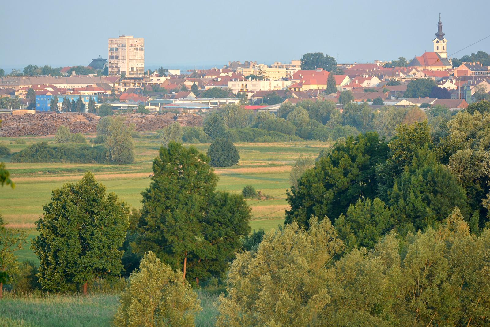 Pogled iz naselja Novoseljani na Bjelovar