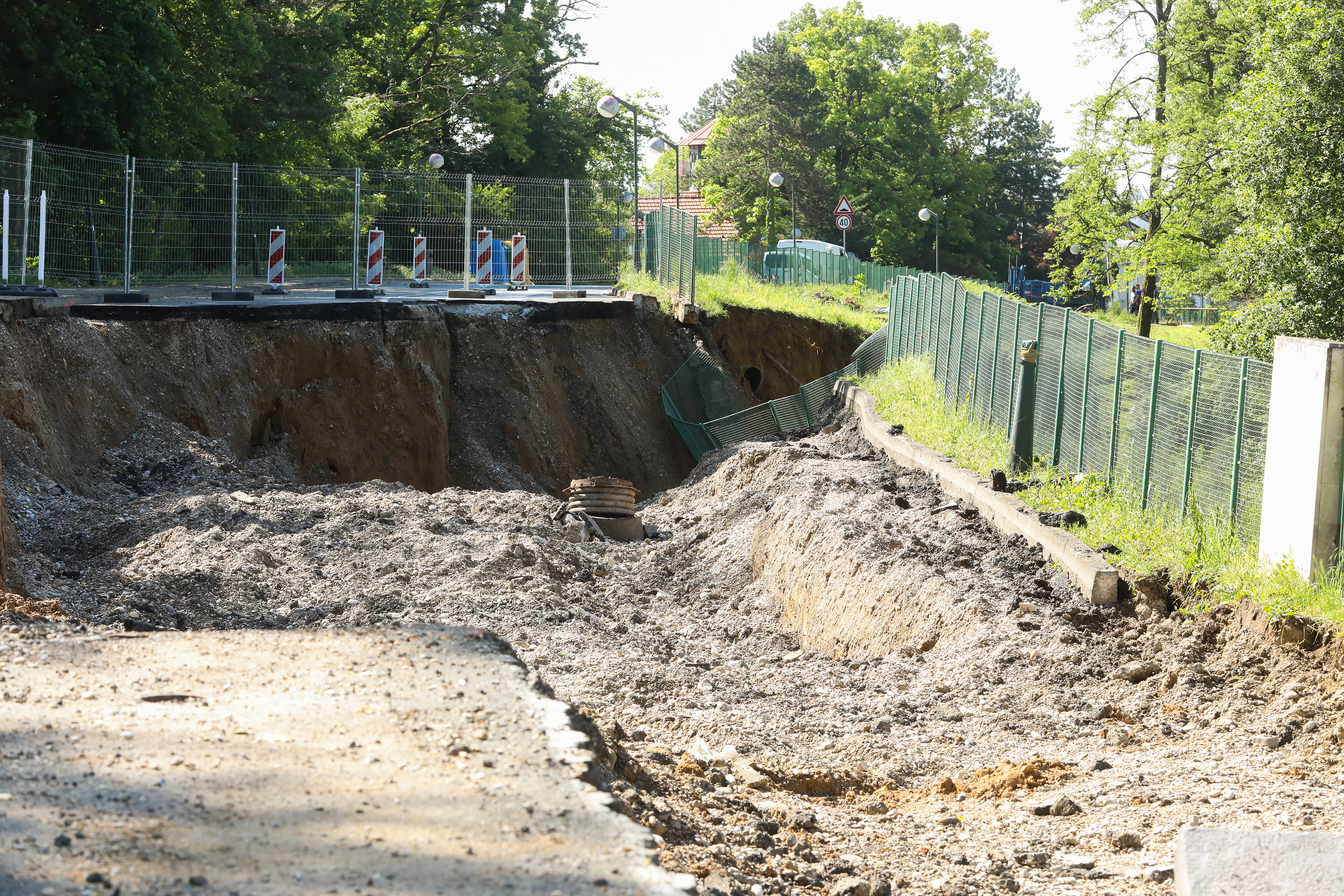 Zagreb: Klizište na Pantovčaku samo se pogoršava, tlo se pomiče svakog dana