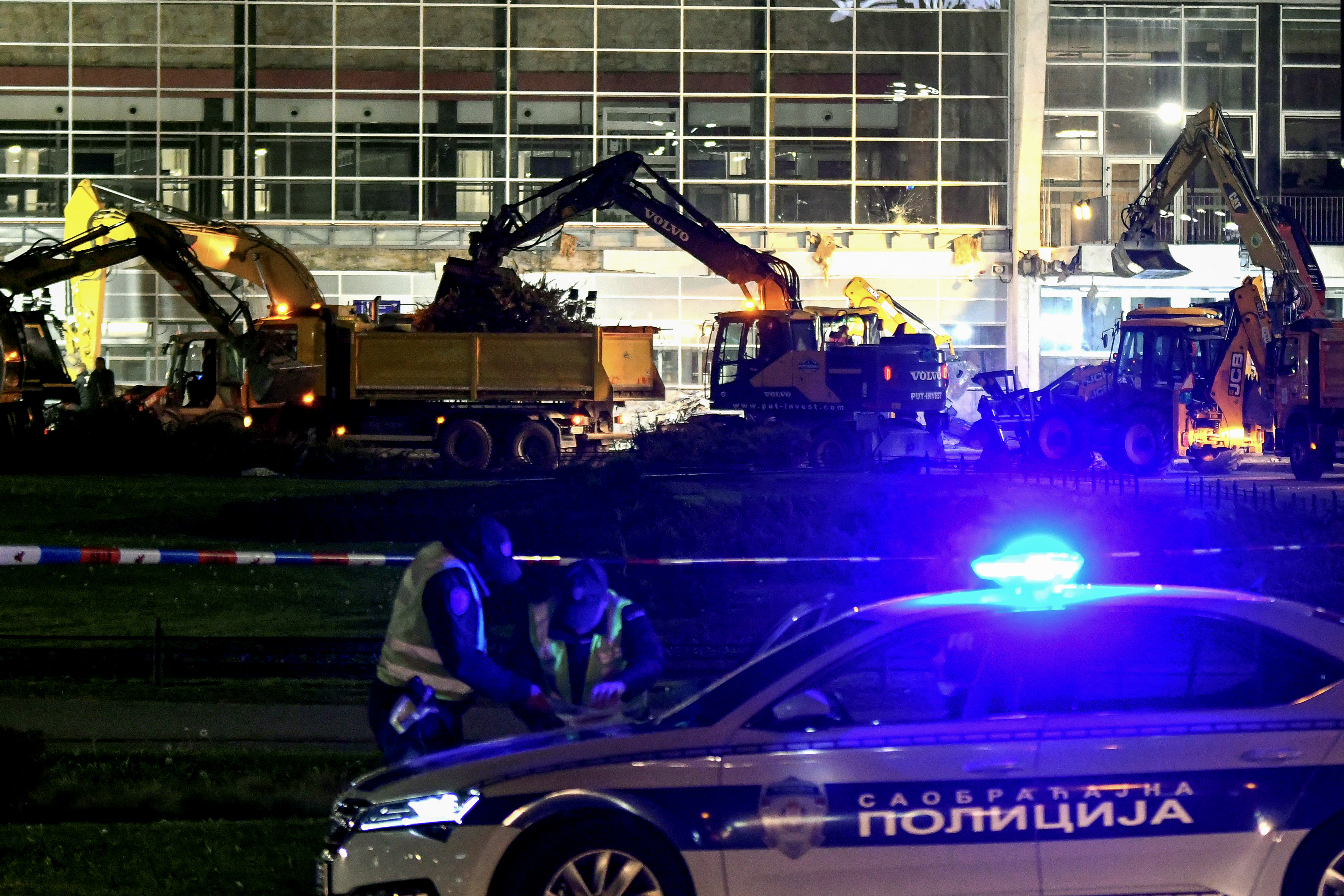 nadstrešnica, Novi Sad