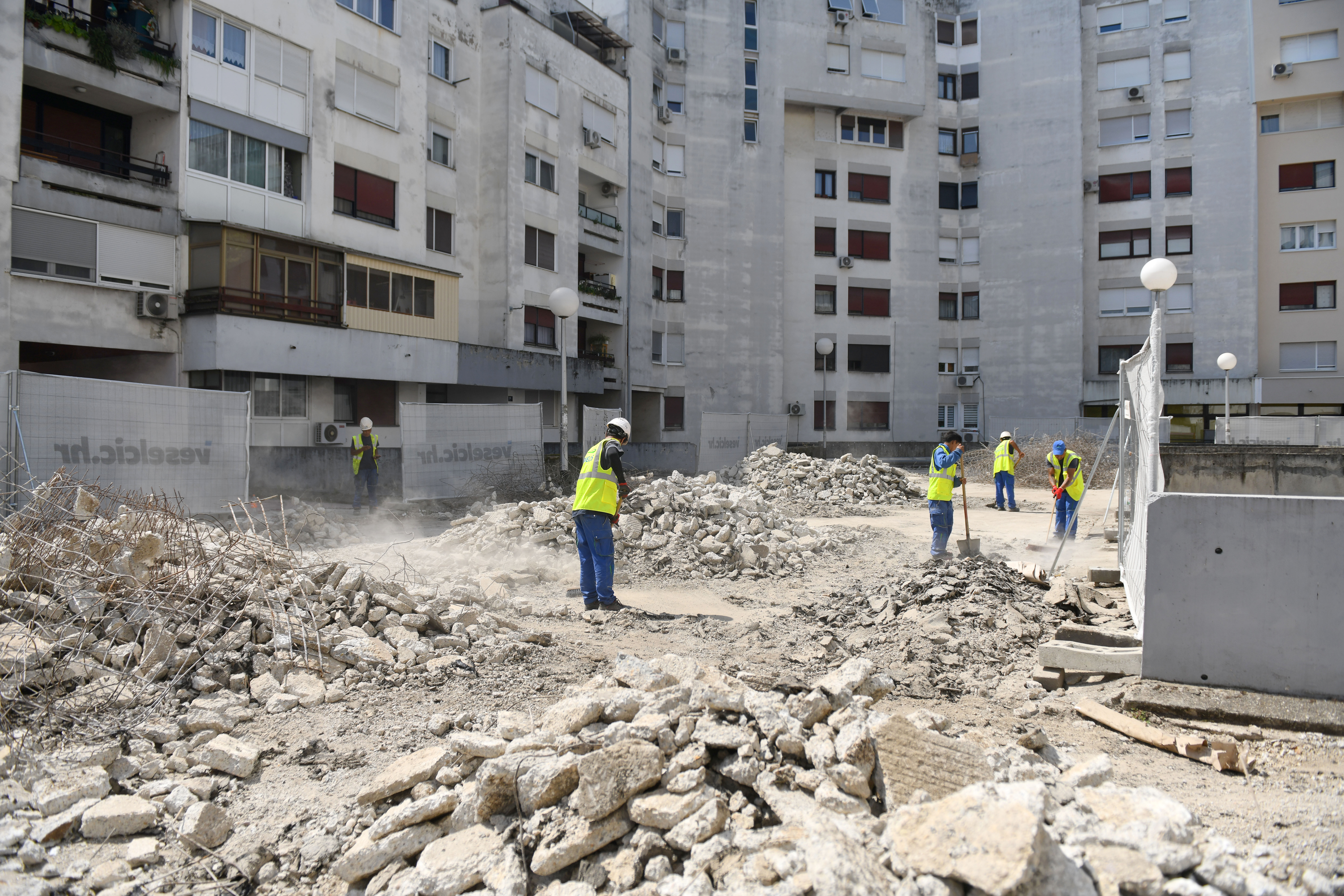 Zagreb: Počela obnova platoa u Dugavama