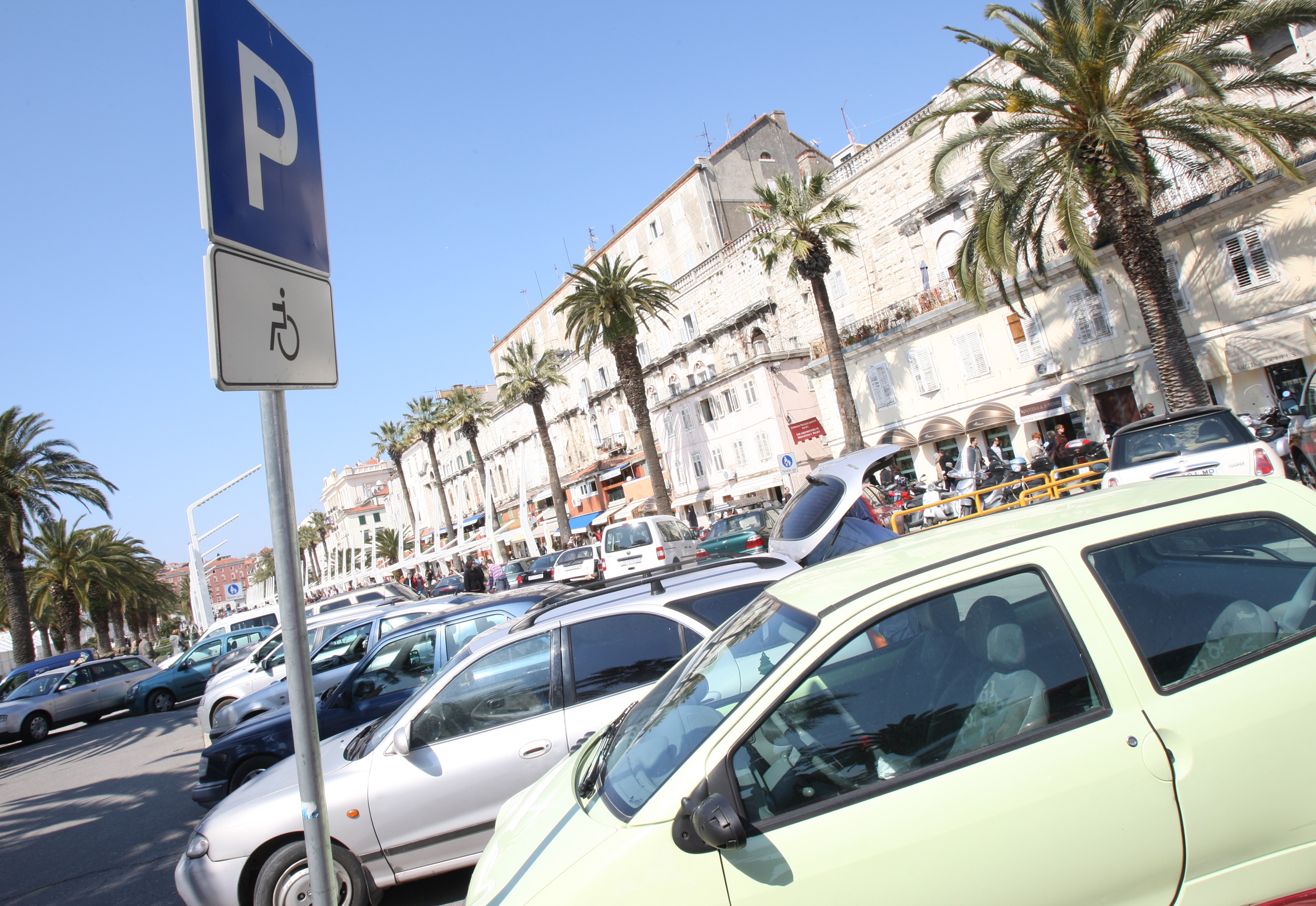 parking, invalidi, invalidsko parking mjesto