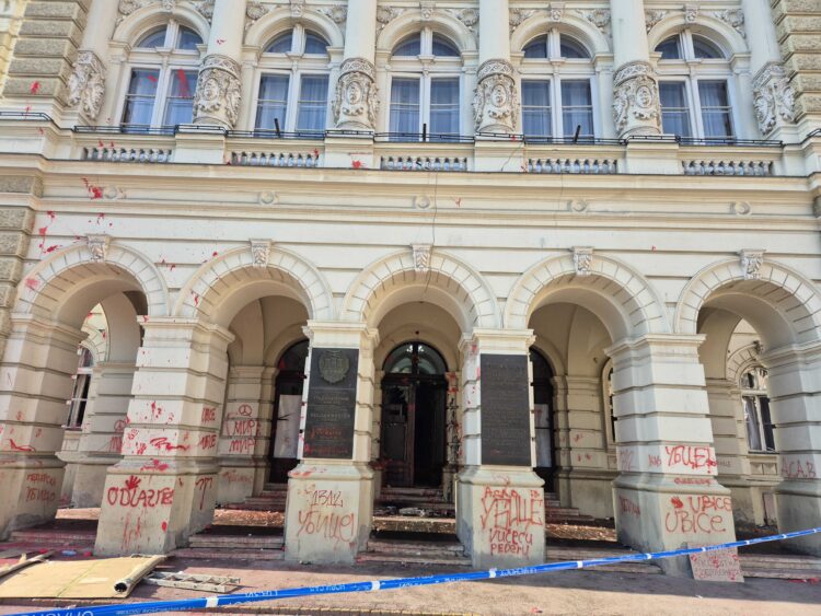 novi sad gradska kuća