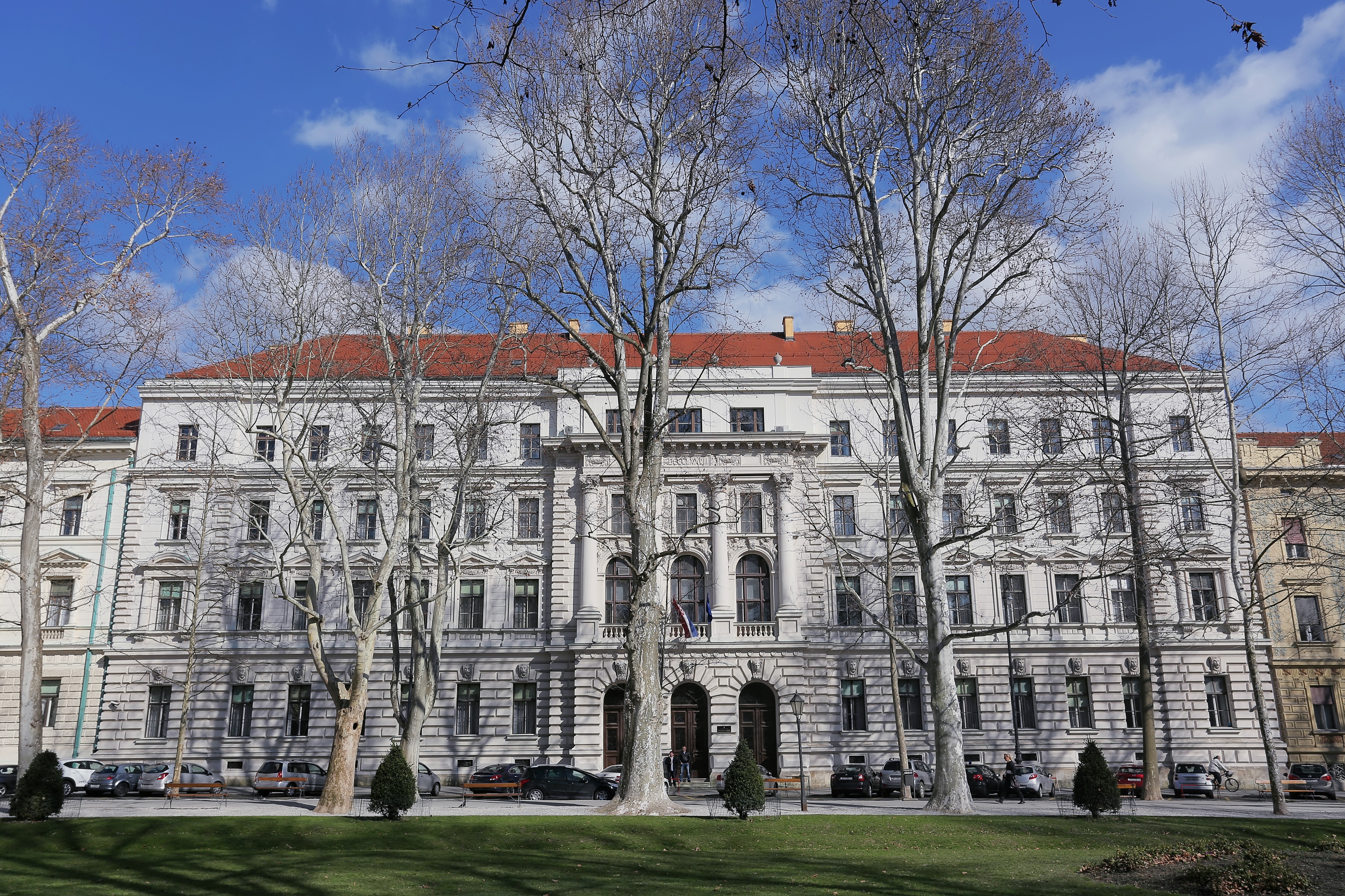 Zgrada upanijskog suda na Zrinjevcu