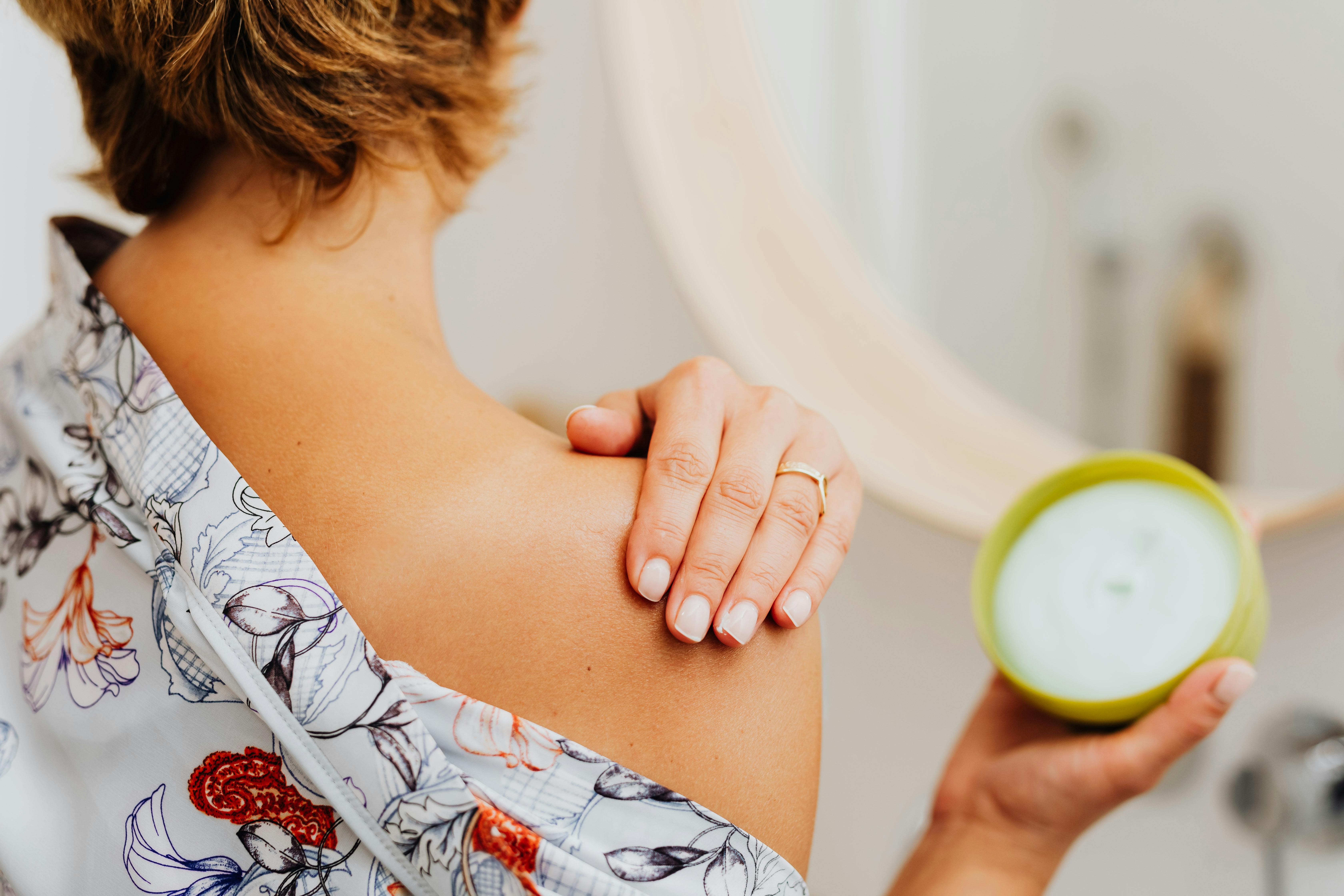 krema za tijelo, koža, suha koža