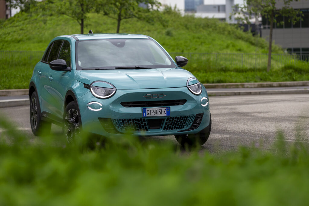 1731331418-Fiat600Hybrid28-1024x683.jpg