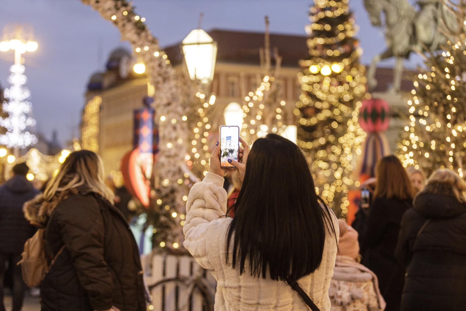 Odlična atmosfera na zagrebačkom Adventu
