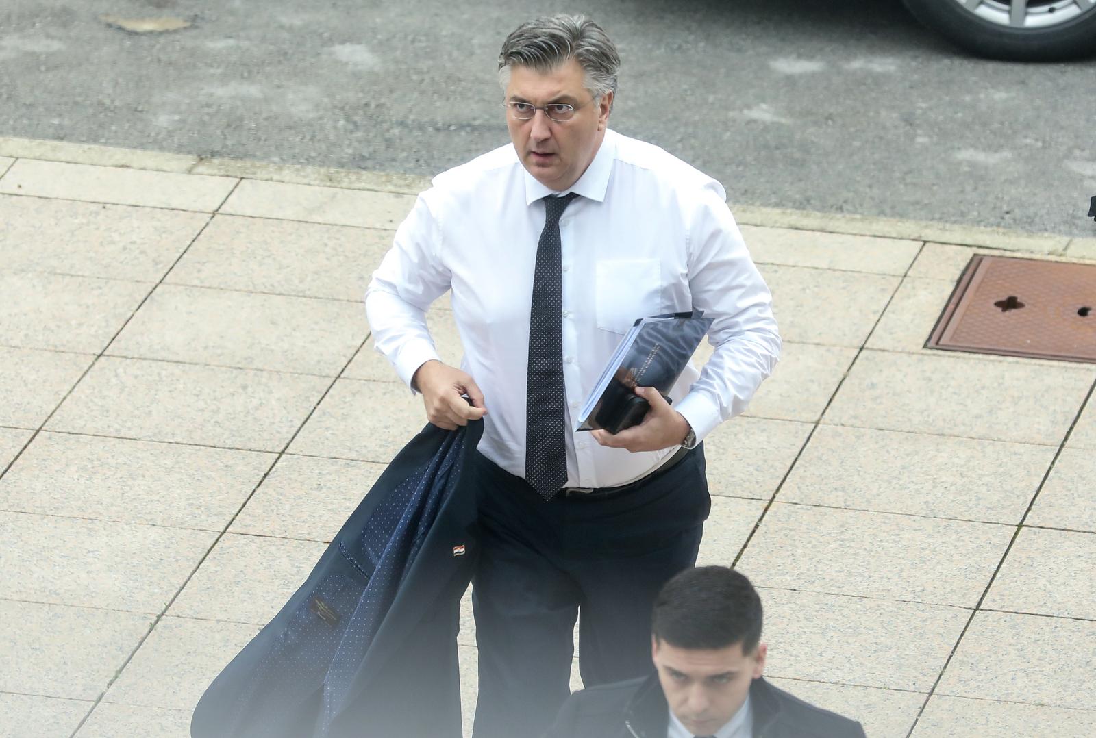 Zagreb: Dolazak premijera i ministara na 41. sjednicu Vlade RH