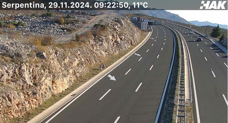 gužva, prometna nesreća, kamion, prevrtanje