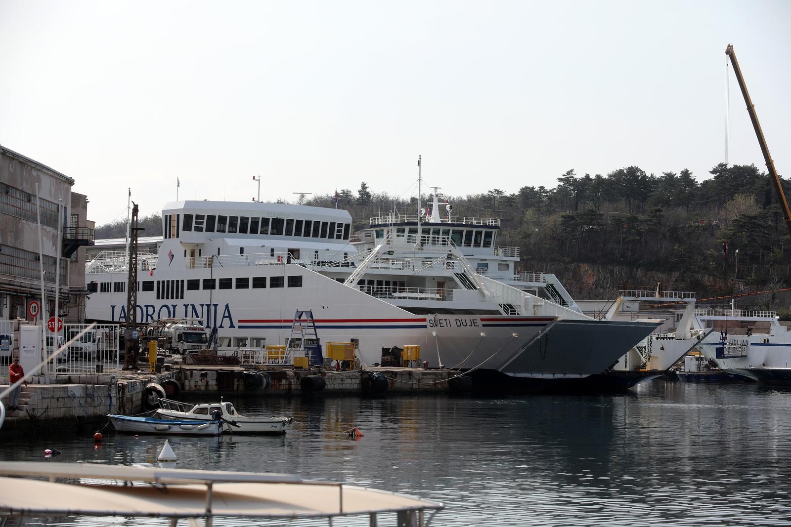 Kraljevica: Trajekti Jadrolinije u brodogradilištu Dalmont