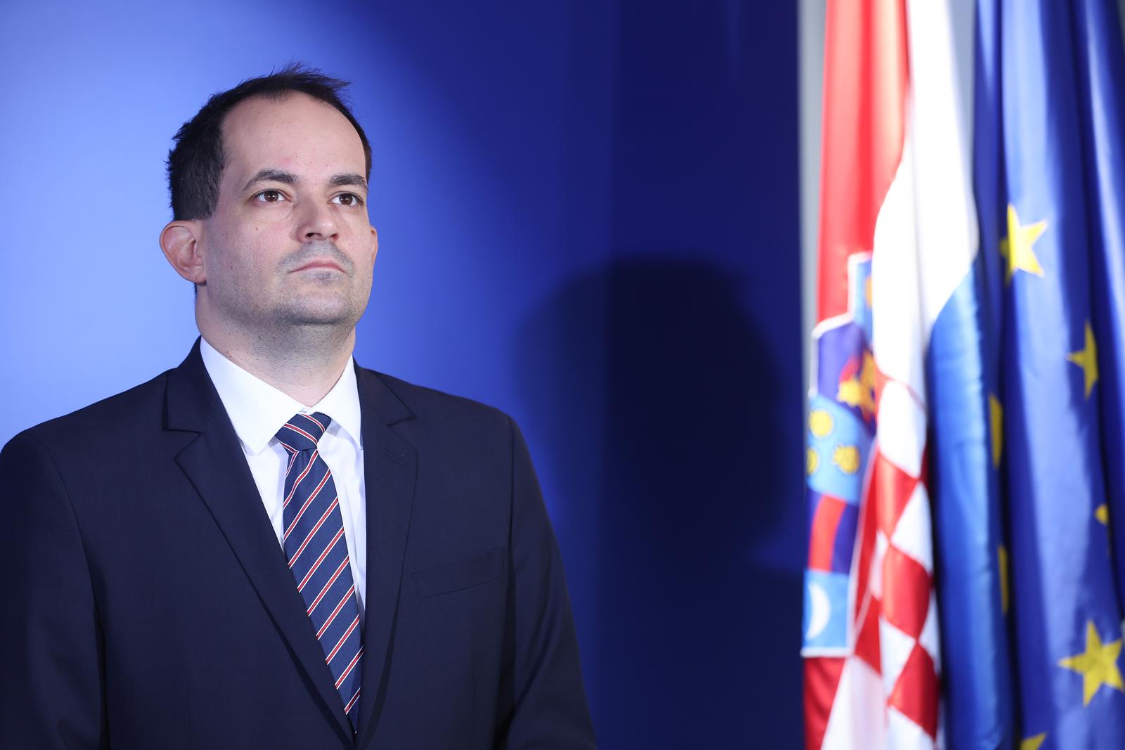 Zagreb: Katičić, Malenica i Sanader obratili se medijima nakon izbora Ustavnih sudaca