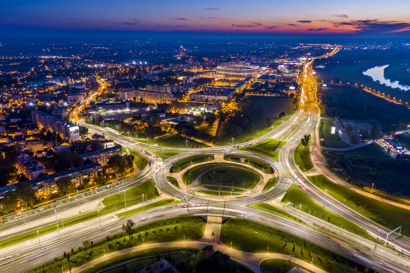 Zagreb: Remetinečki rotor noću snimljen iz zraka
