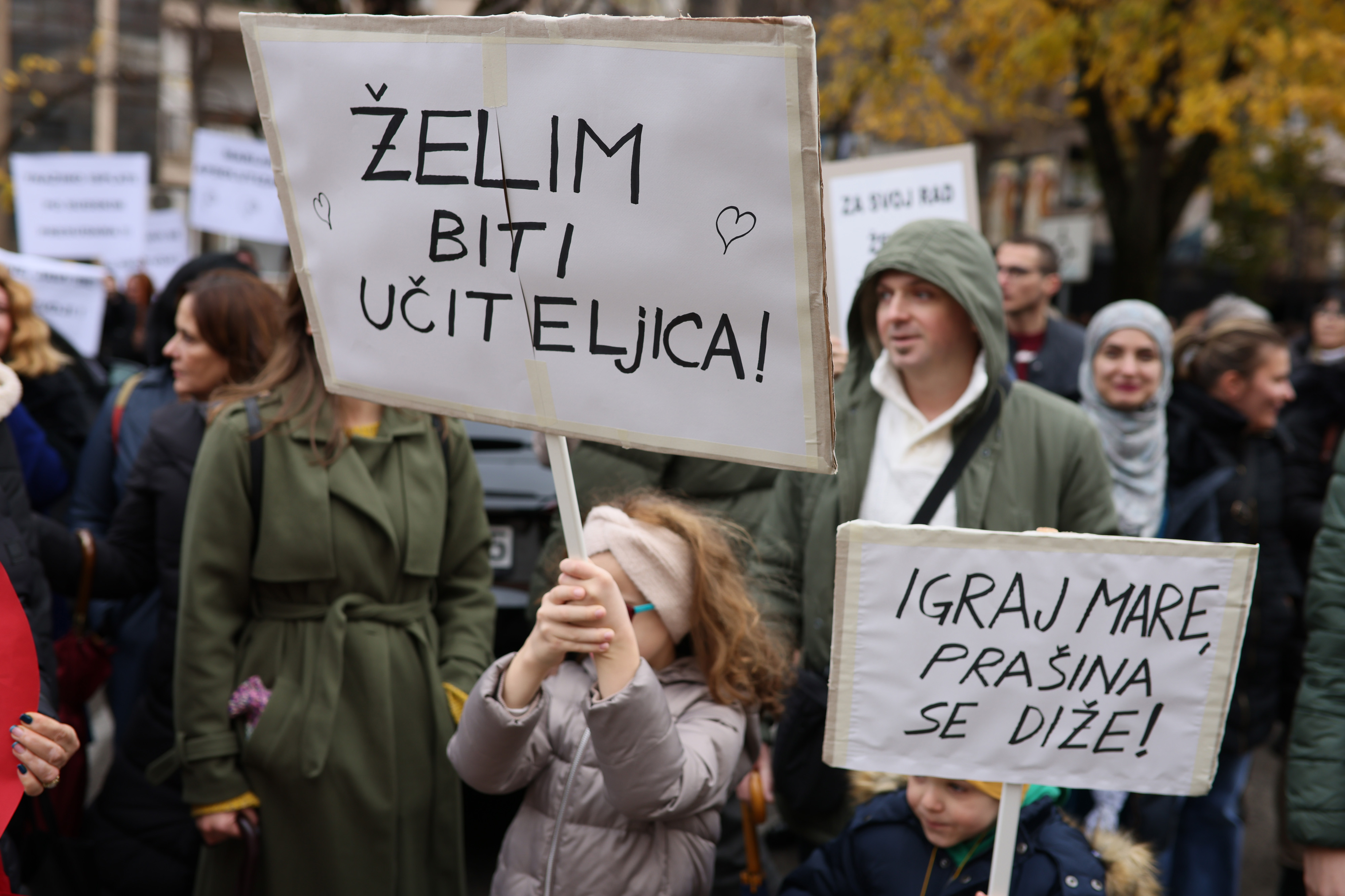 mostar, prosvjed učitelja, nastavnika i nastavnica