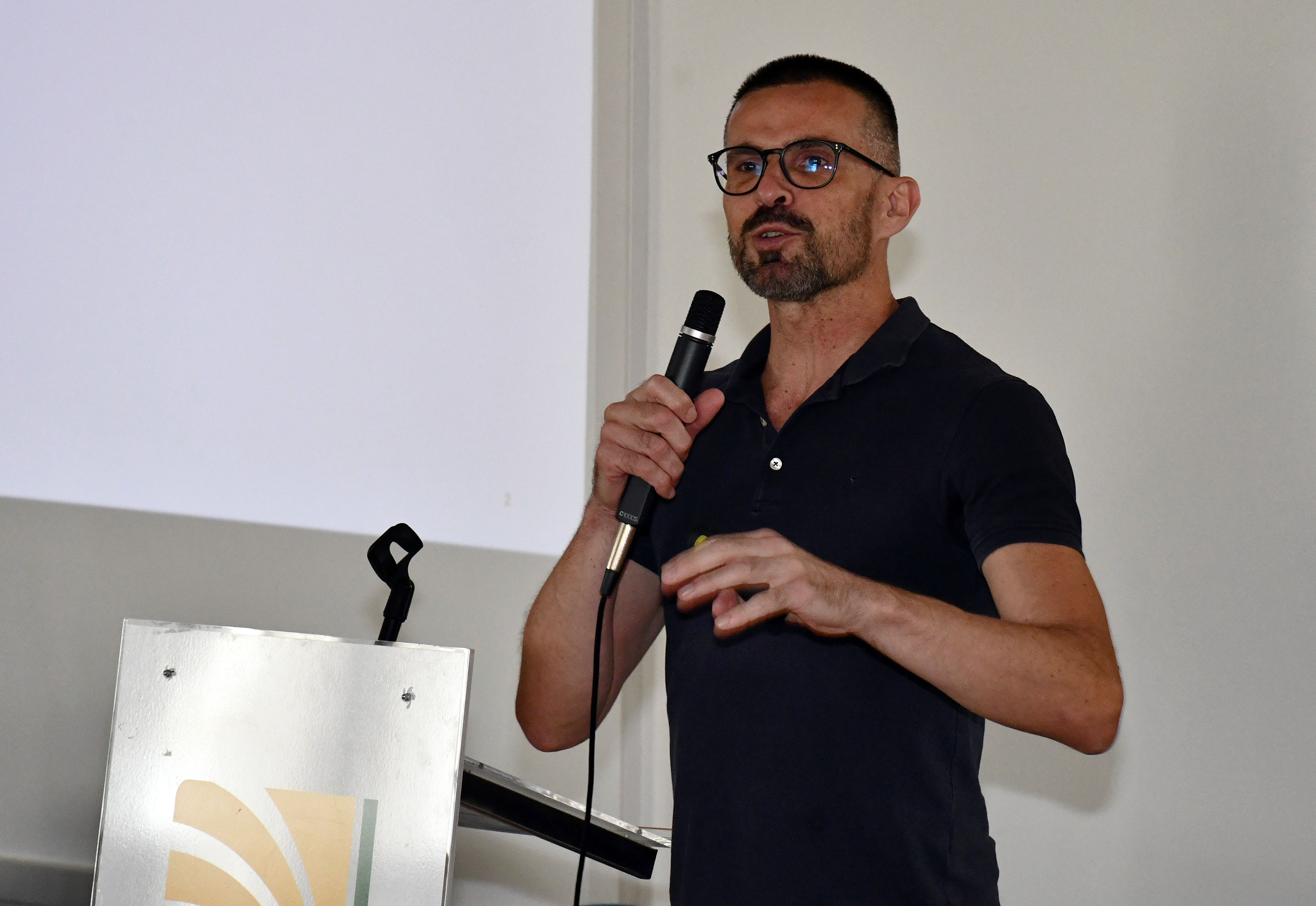 Slavonski Brod: Toni Milun održao konferenciju o financijskoj pismenosti