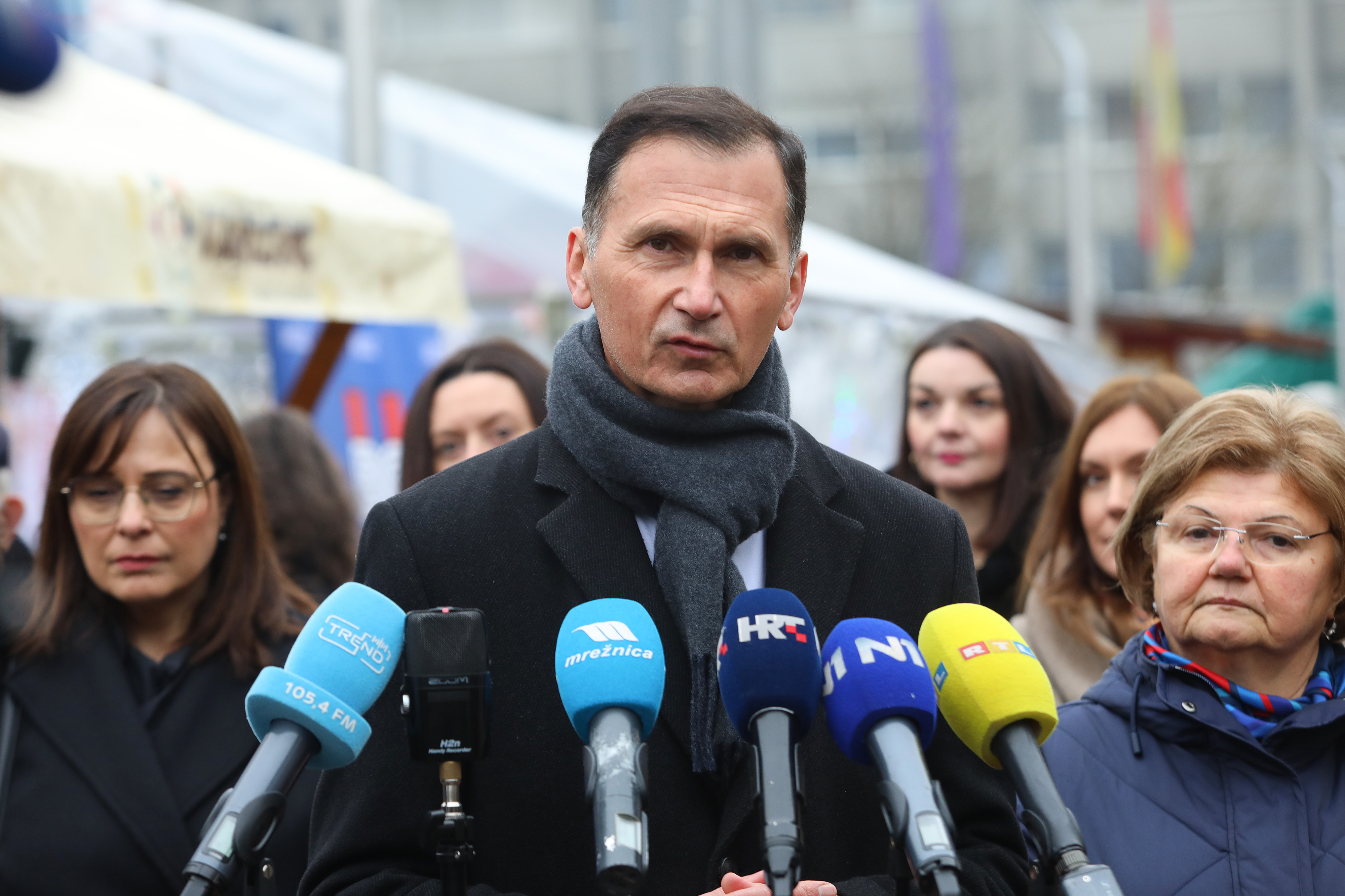 Dragan Primorac na druženju s građanima u Karlovcu