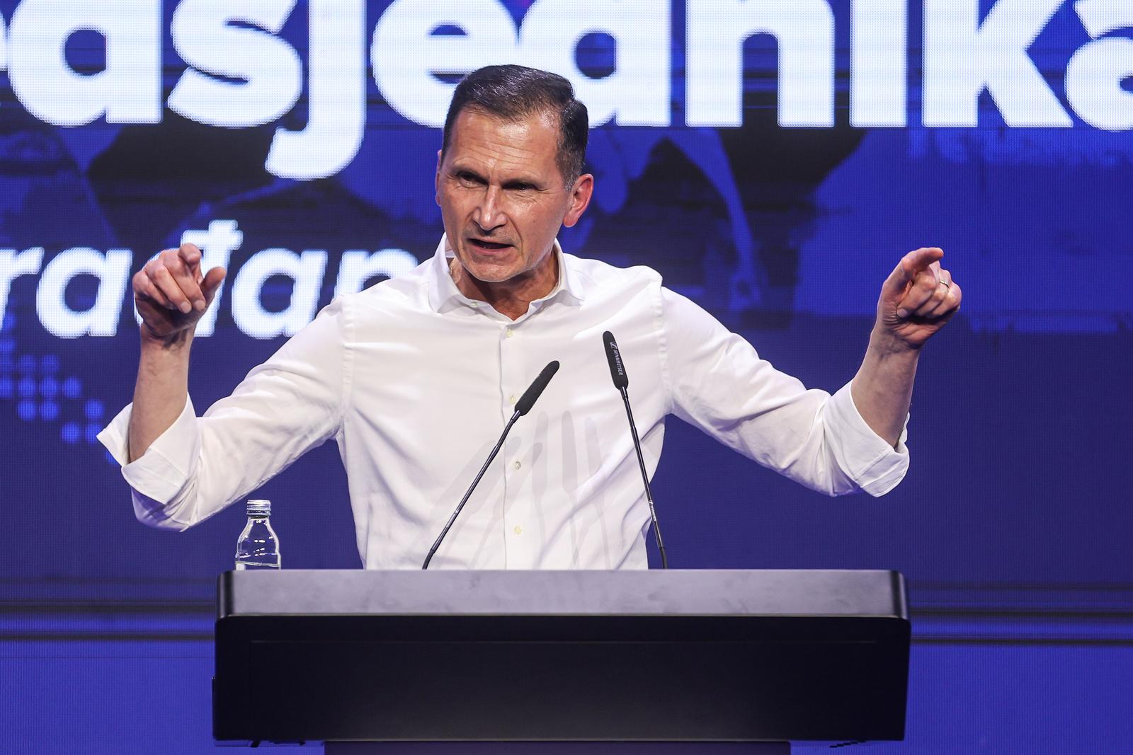 Predizborni skup Dragana Primorca u Zagrebu