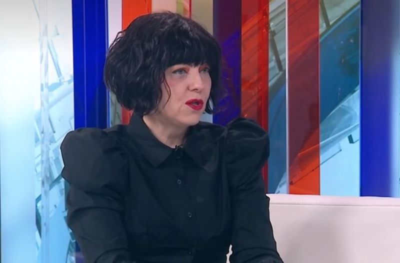 MirelaHoly_Novidan181224