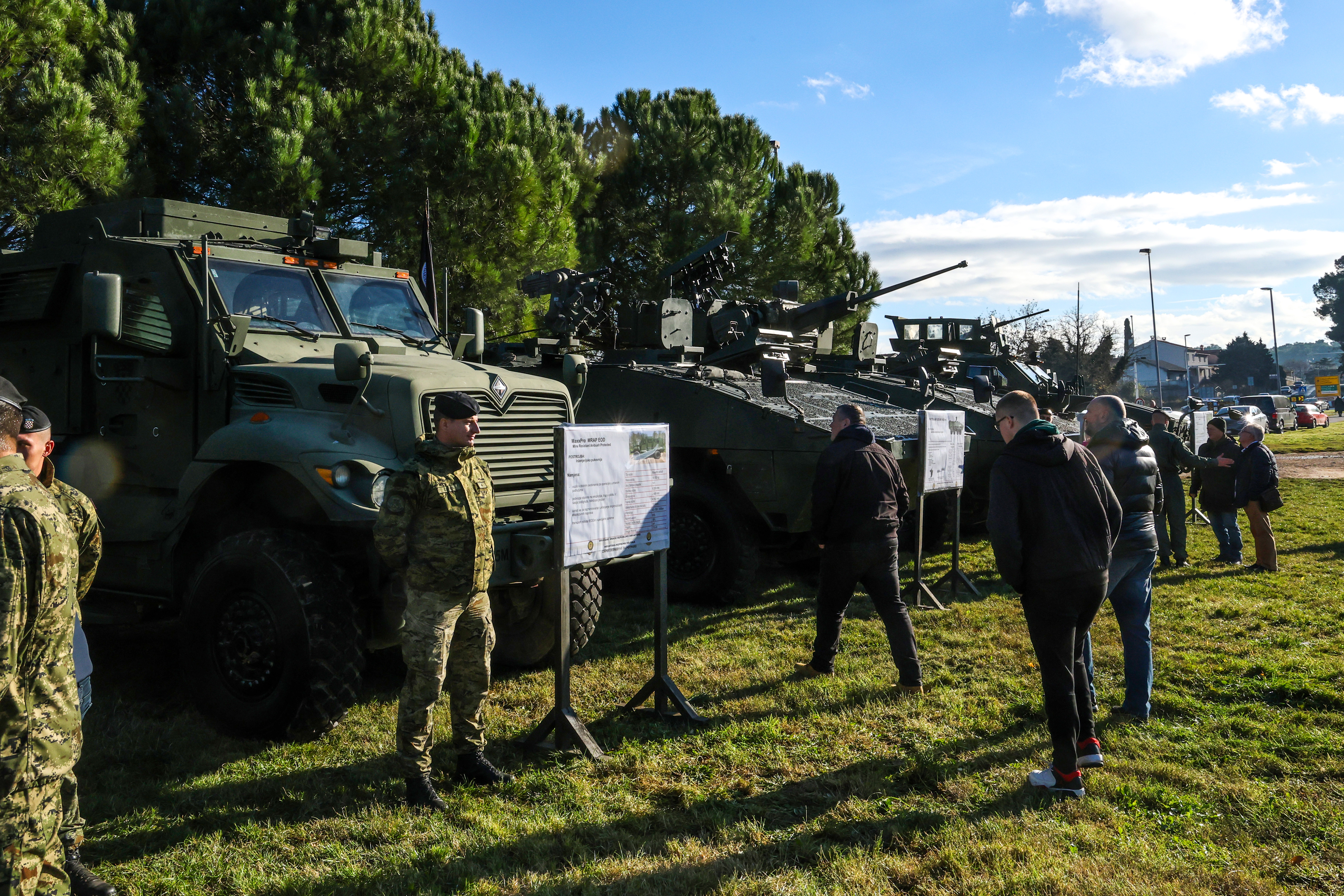 Pula: Vojna vježba u organizaciji Ministarstva obrane i Hrvatske vojske te izložba vojne opreme i naoružanja na poligonu Marsovo polje