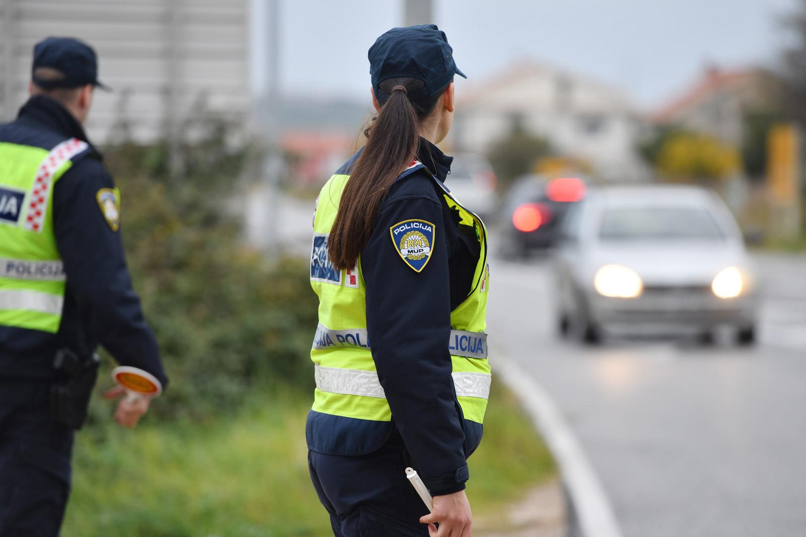 ibenik: Poja?ane kontrole prometne policije na prometnicama grada