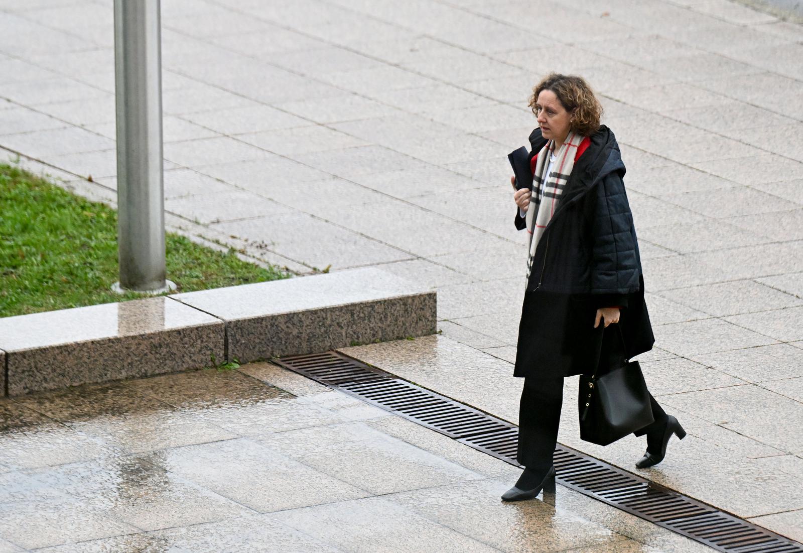 Zagreb: Dolazak ministara na sjednicu Vlade RH u NSK