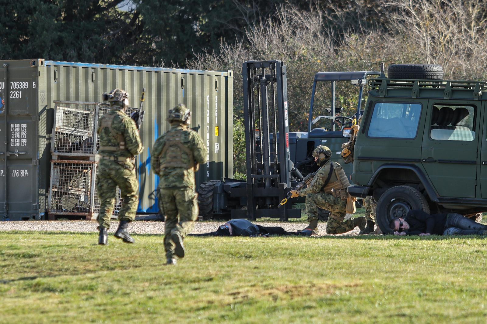 Pula: Vojna vježba u organizaciji Ministarstva obrane i Hrvatske vojske te izložba vojne opreme i naoružanja na poligonu Marsovo polje