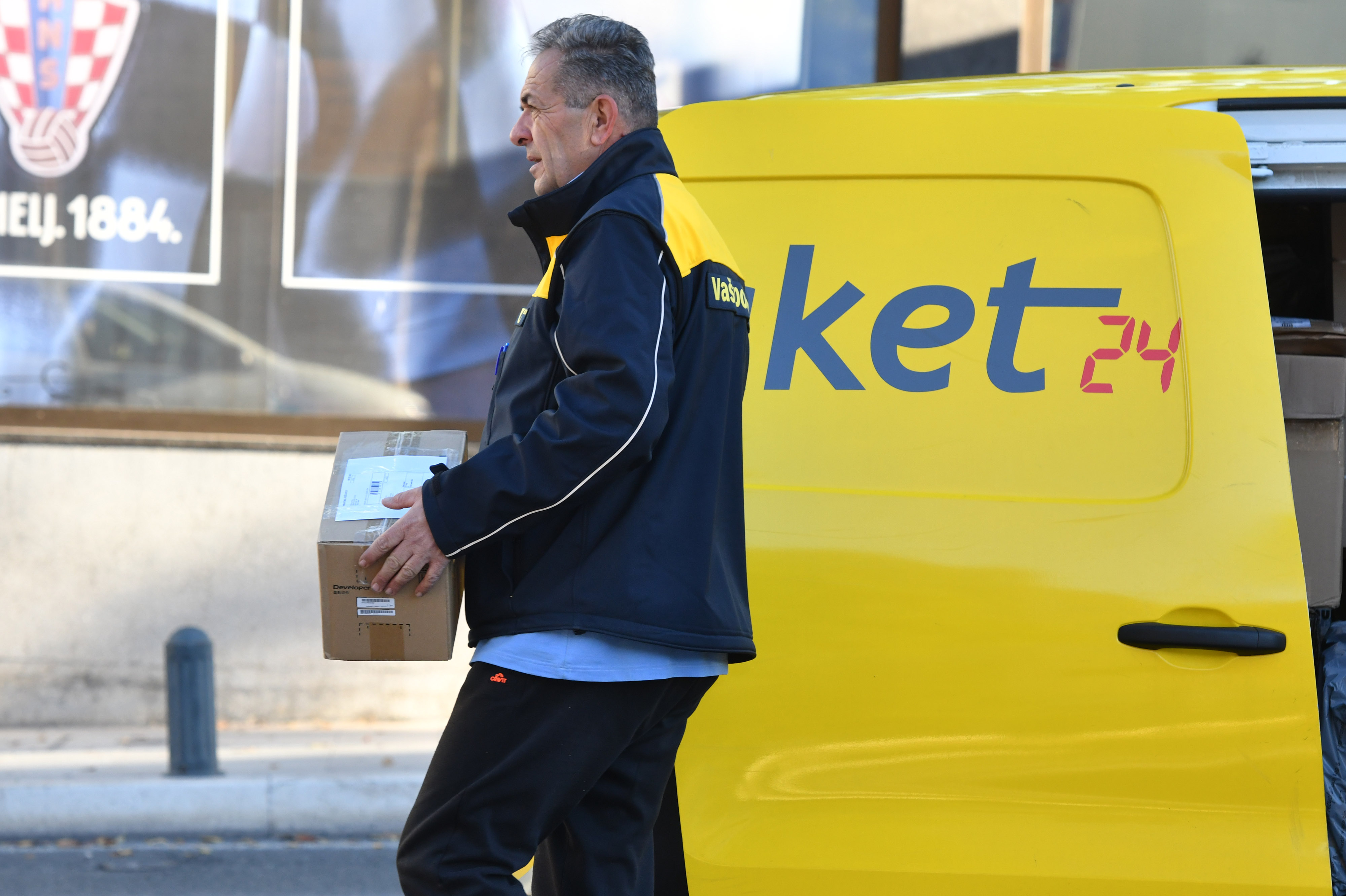 ibenik: Zbog pove?anog broja narudbi potari u prosincu imaju pune ruke posla