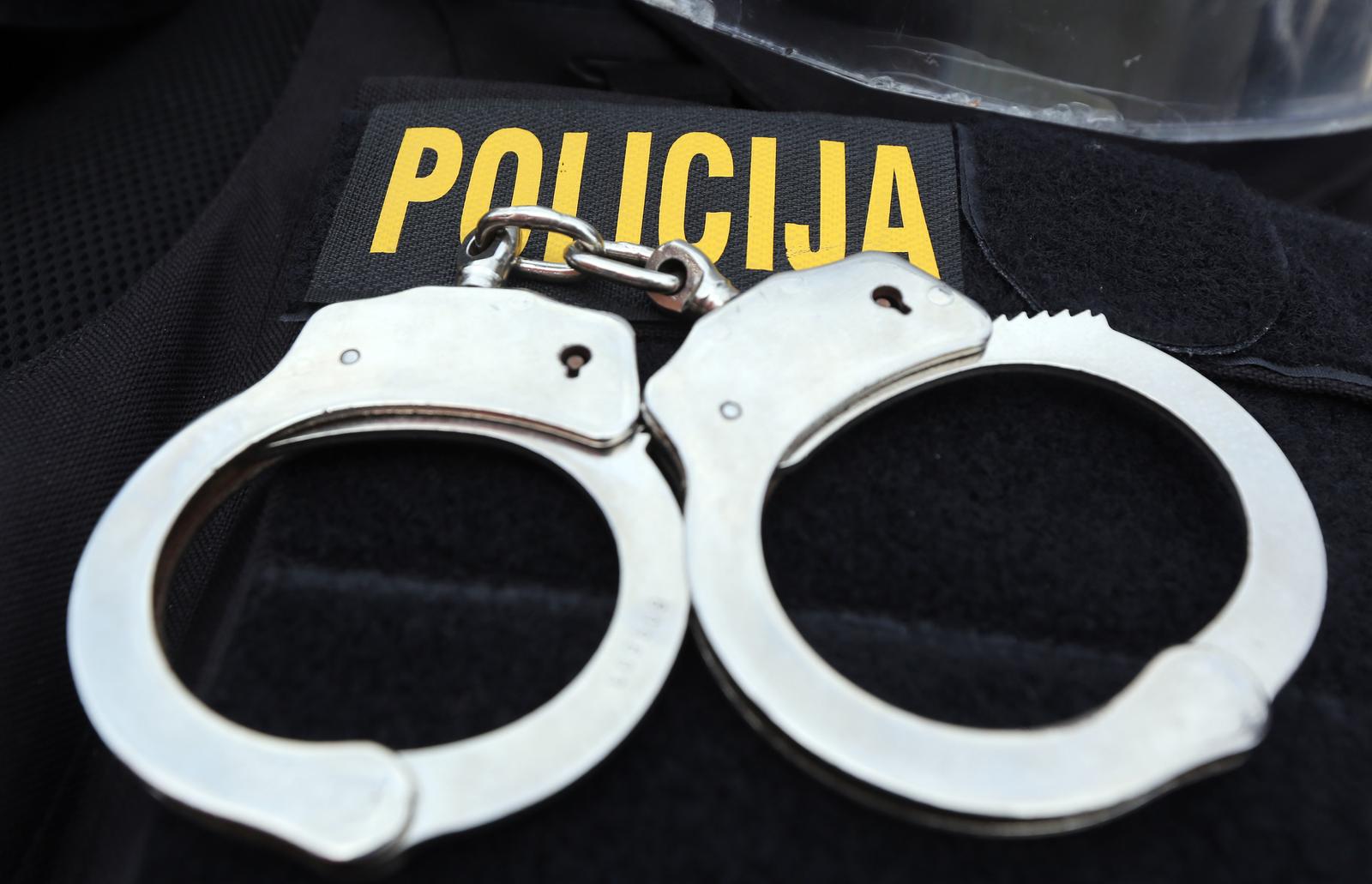 ibenik: Povodom Dana policije, gra?ani mogli razgledati opremu interventne policije