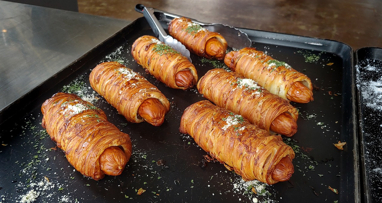 hrenovke u tijestu, hot dog, brza hrana, hrenovka