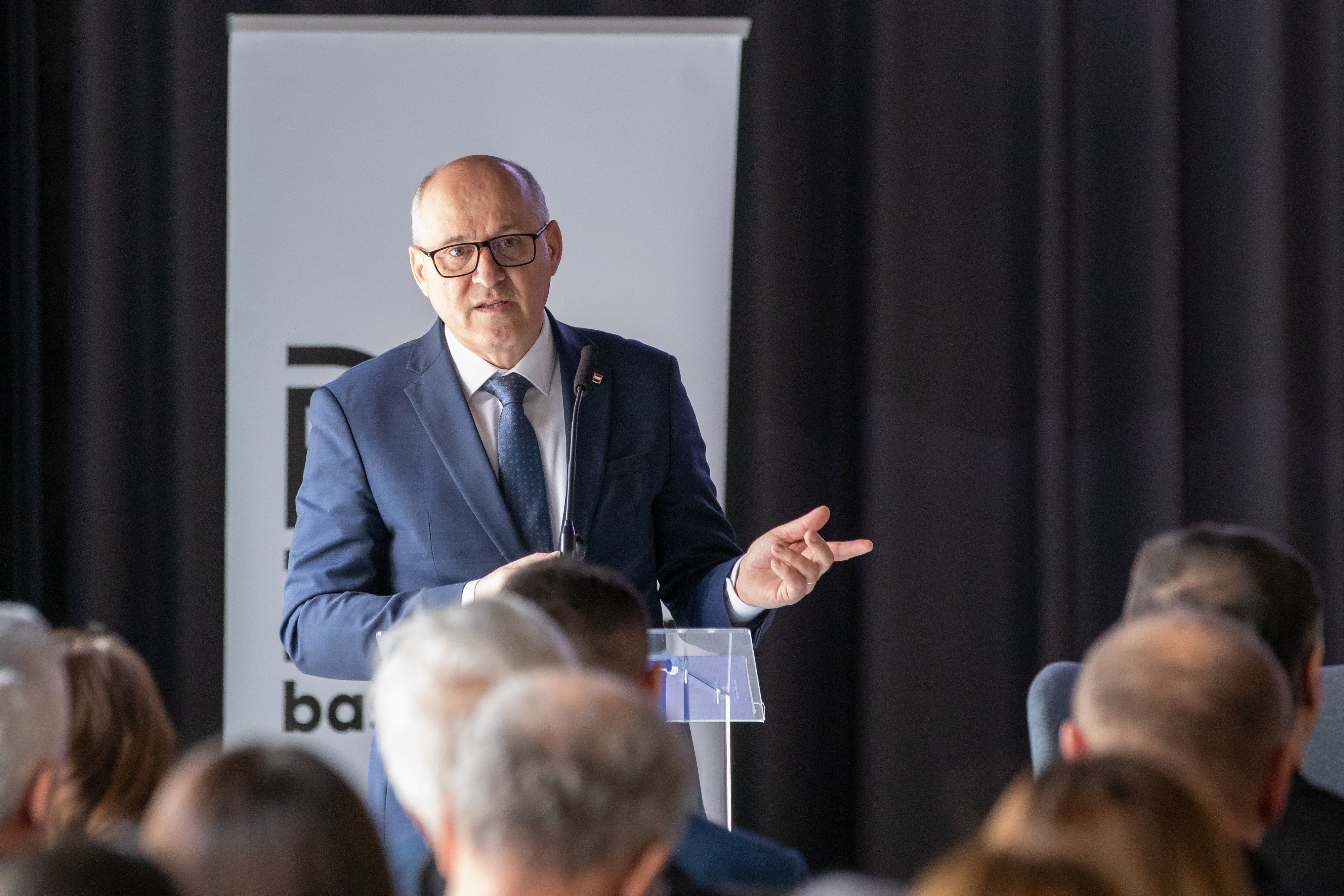 Dubrovnik: Branko Bačić predstavio Nacionalni plan stambene politike Republike Hrvatske do 2030.