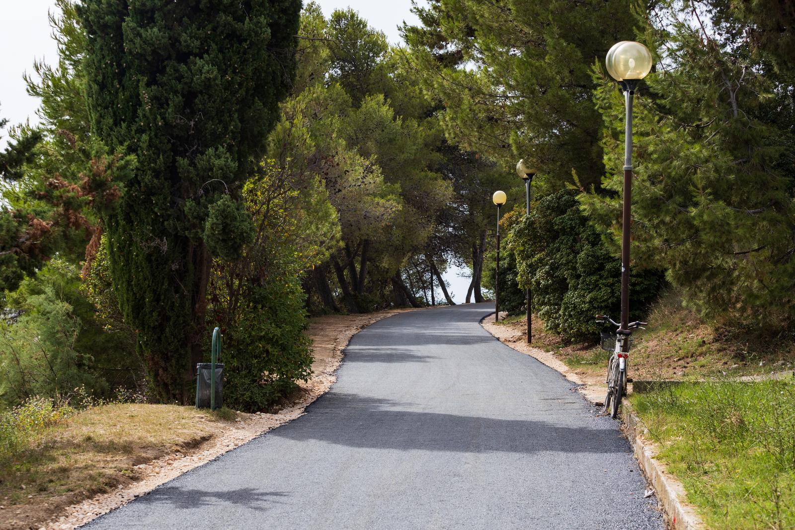 Zadar: Asfaltiran dio šetnice Karma