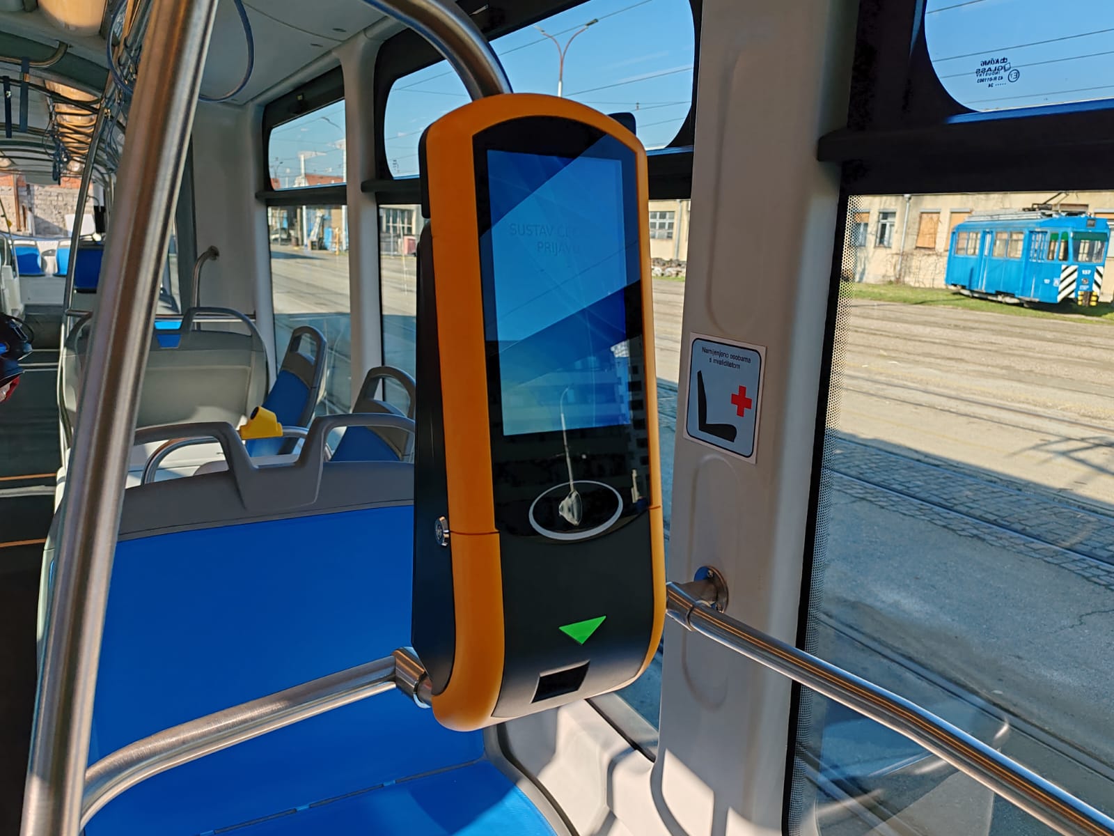 niskopodni tramvaj NT2400