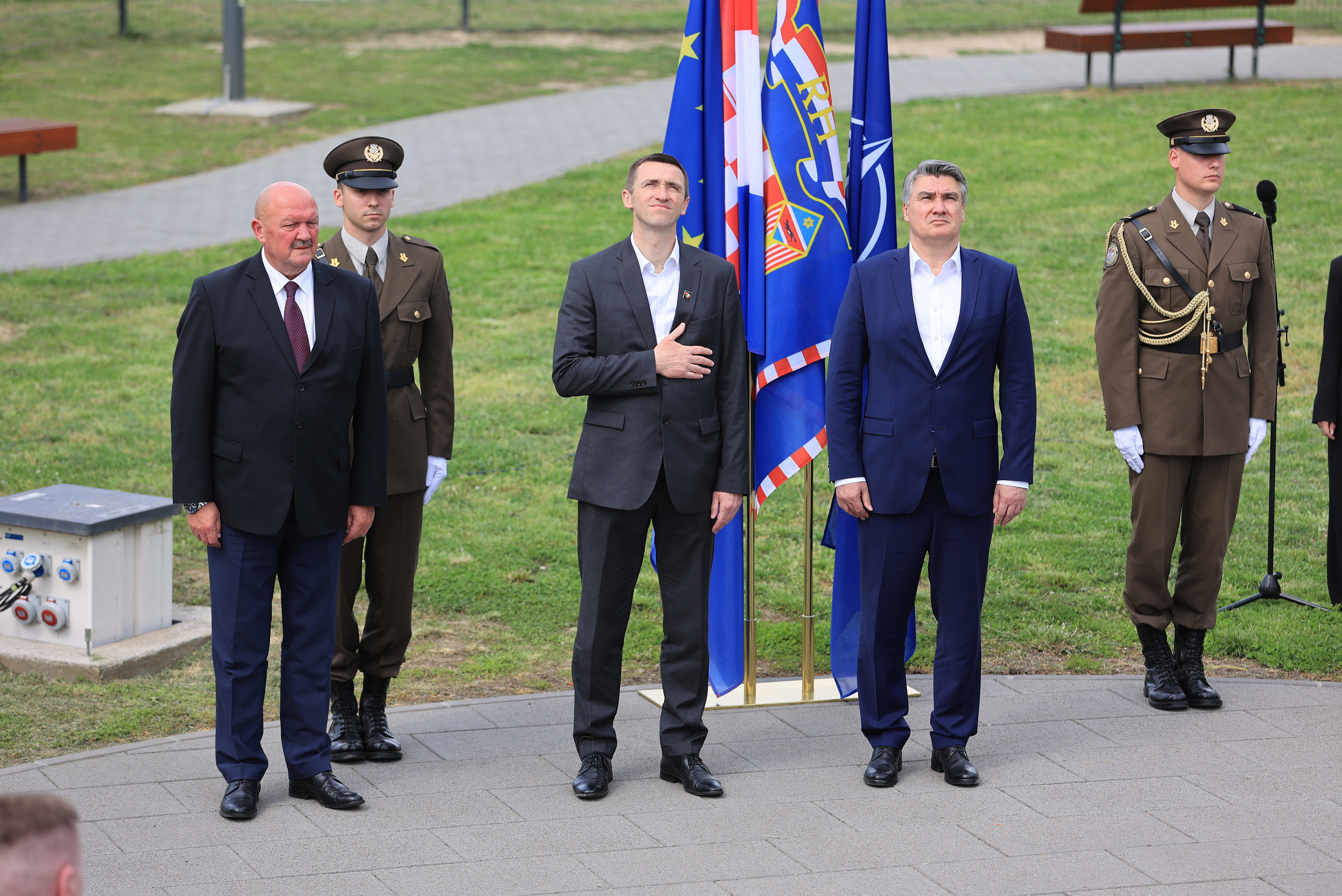 Ivan Penava, Zoran Milanović