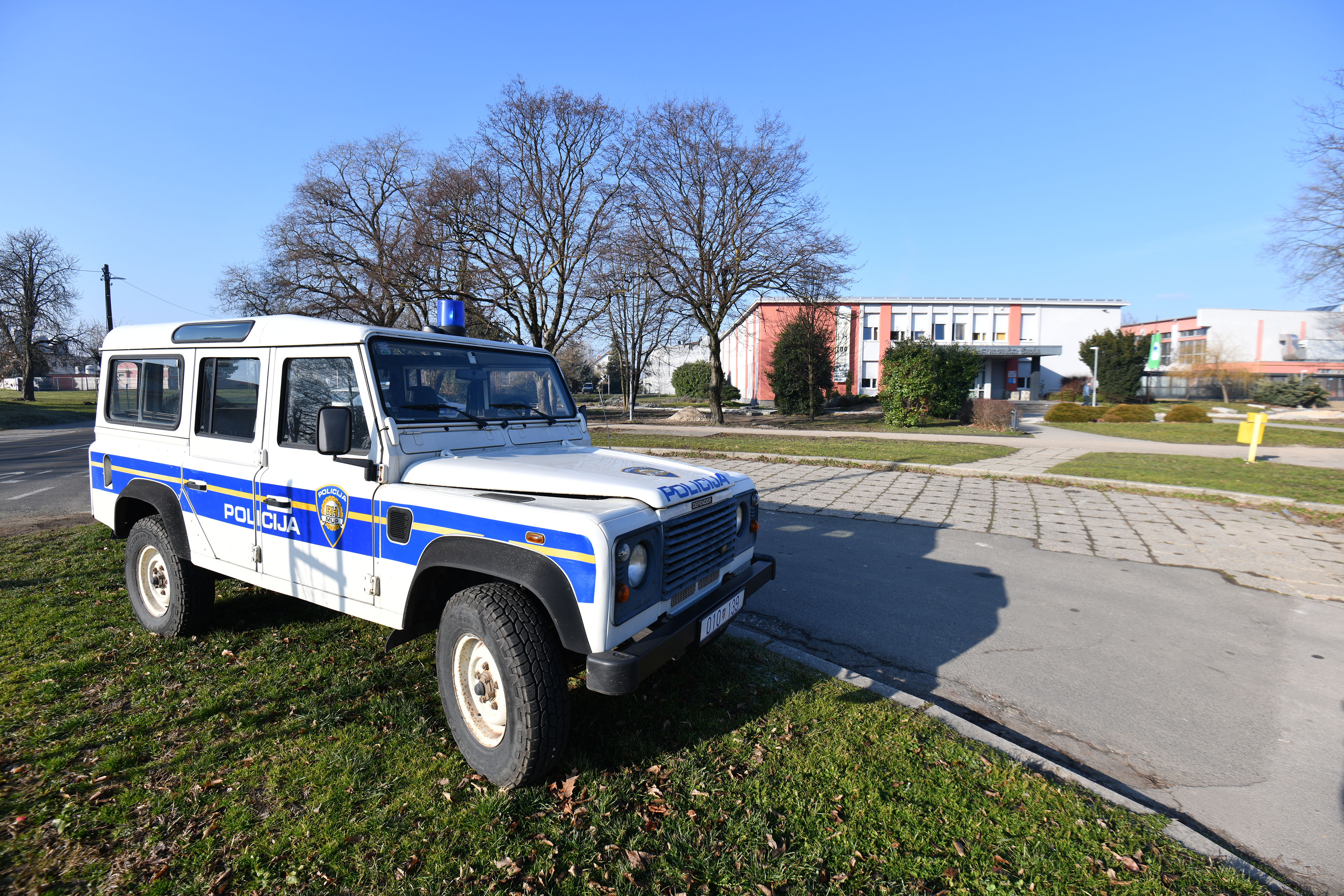 dojava, bomba, policija