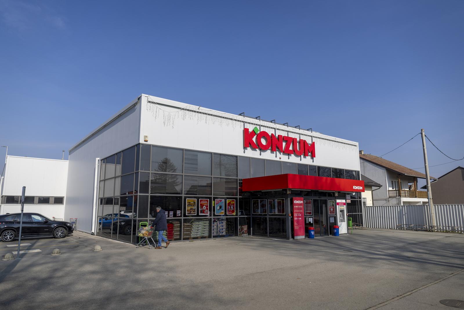 Trgovački centri na području Osijeka tijekom trećeg općeg bojkota trgovina u Hrvatskoj