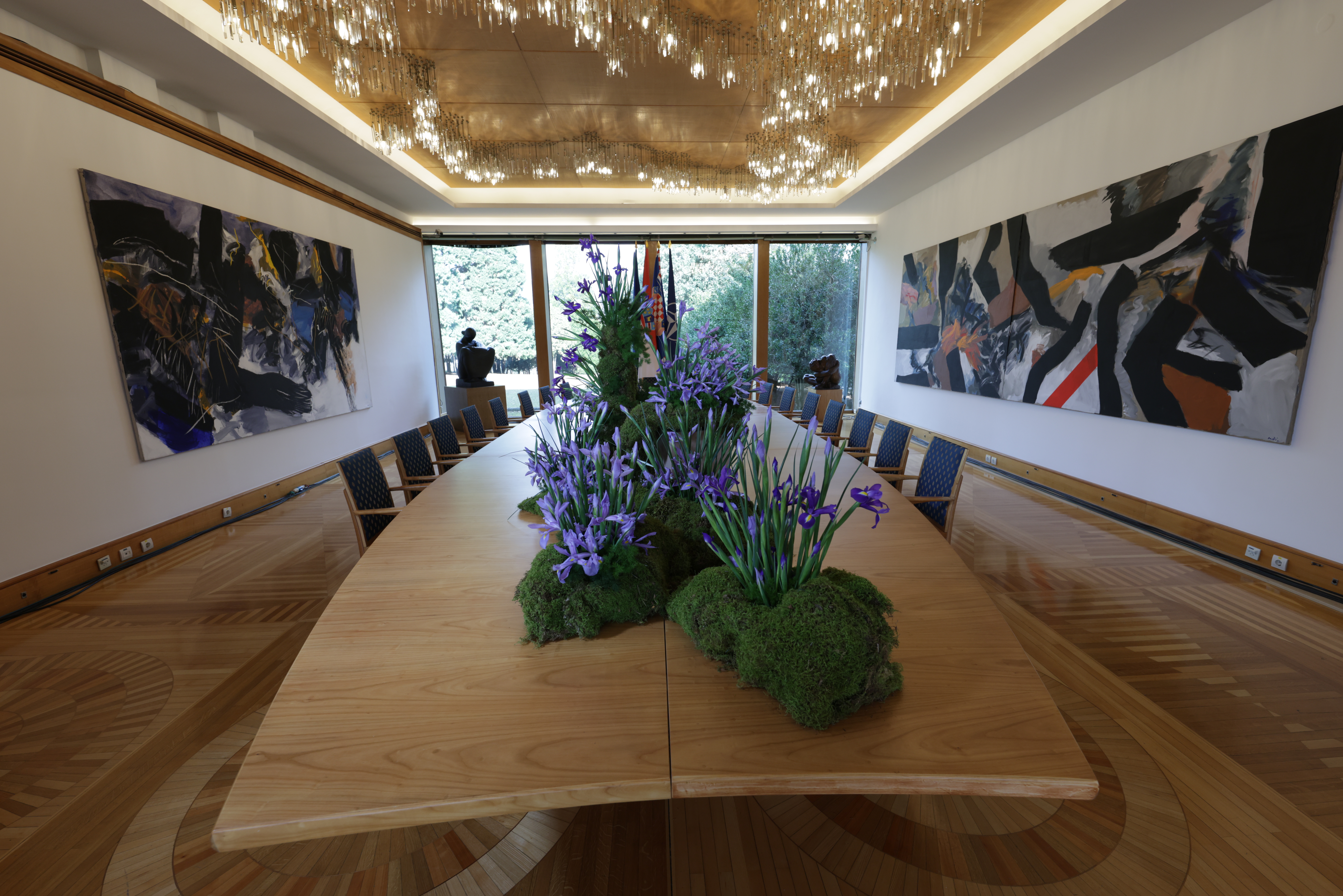 HINA/ POOL/ Lana SLIVAR DOMINIĆ/ Damir SENČAR/ ds