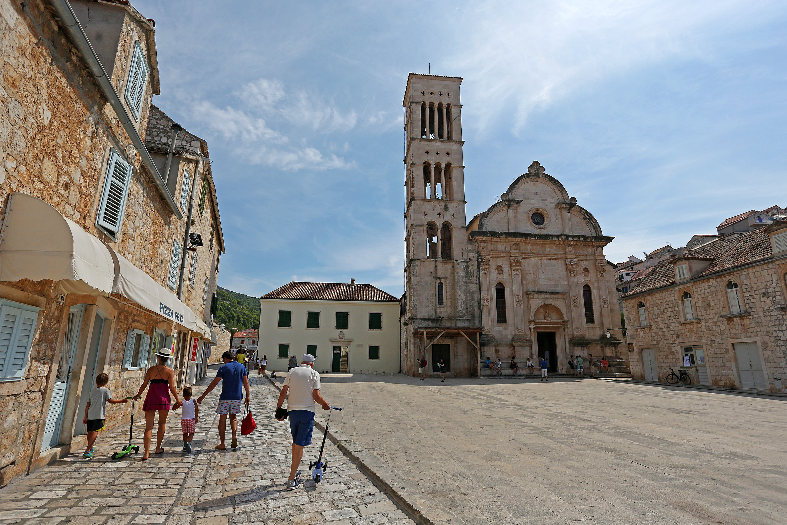 Hvar: Odlaskom turista grad postaje sve prazniji