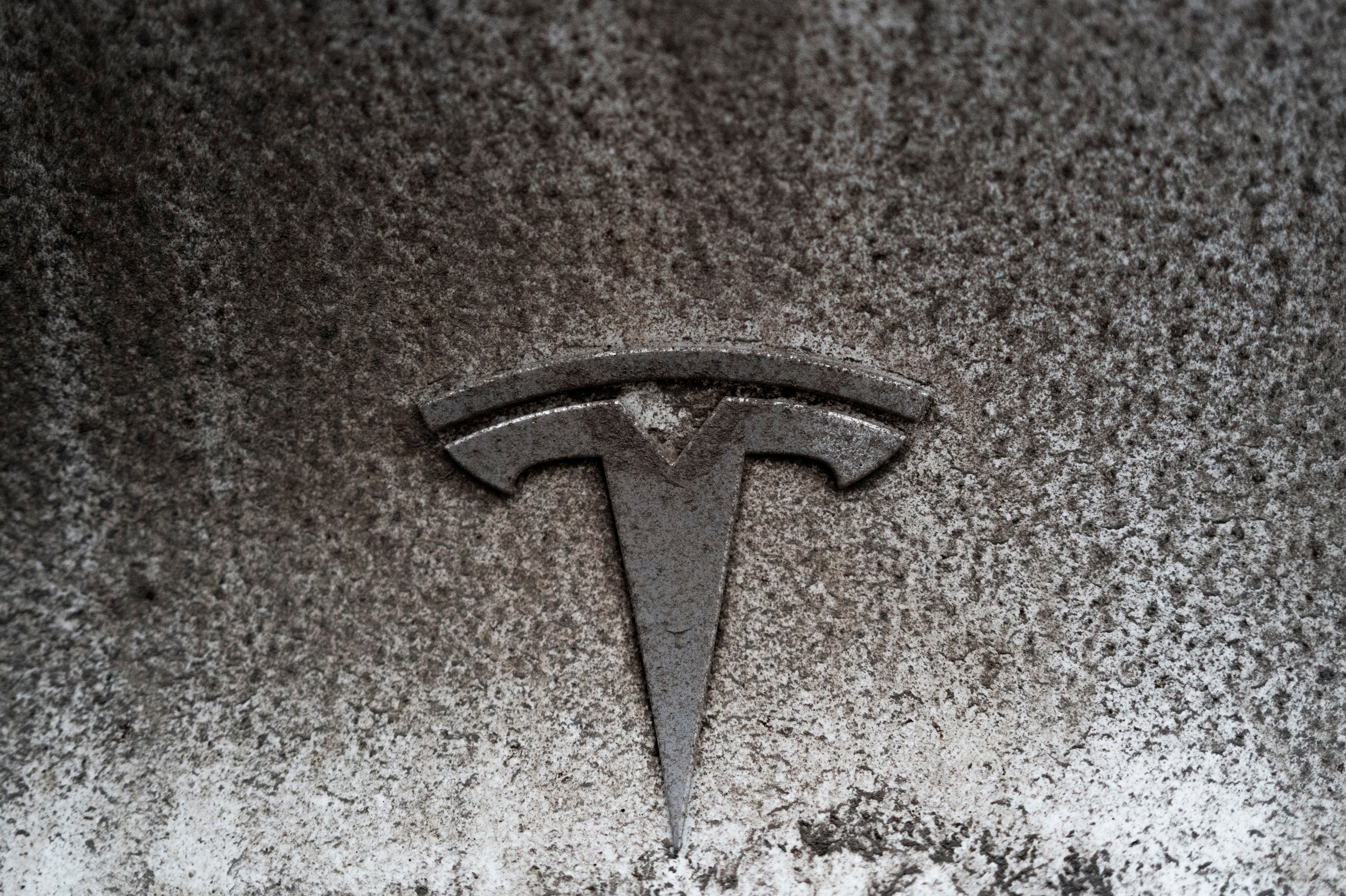 tesla, logo