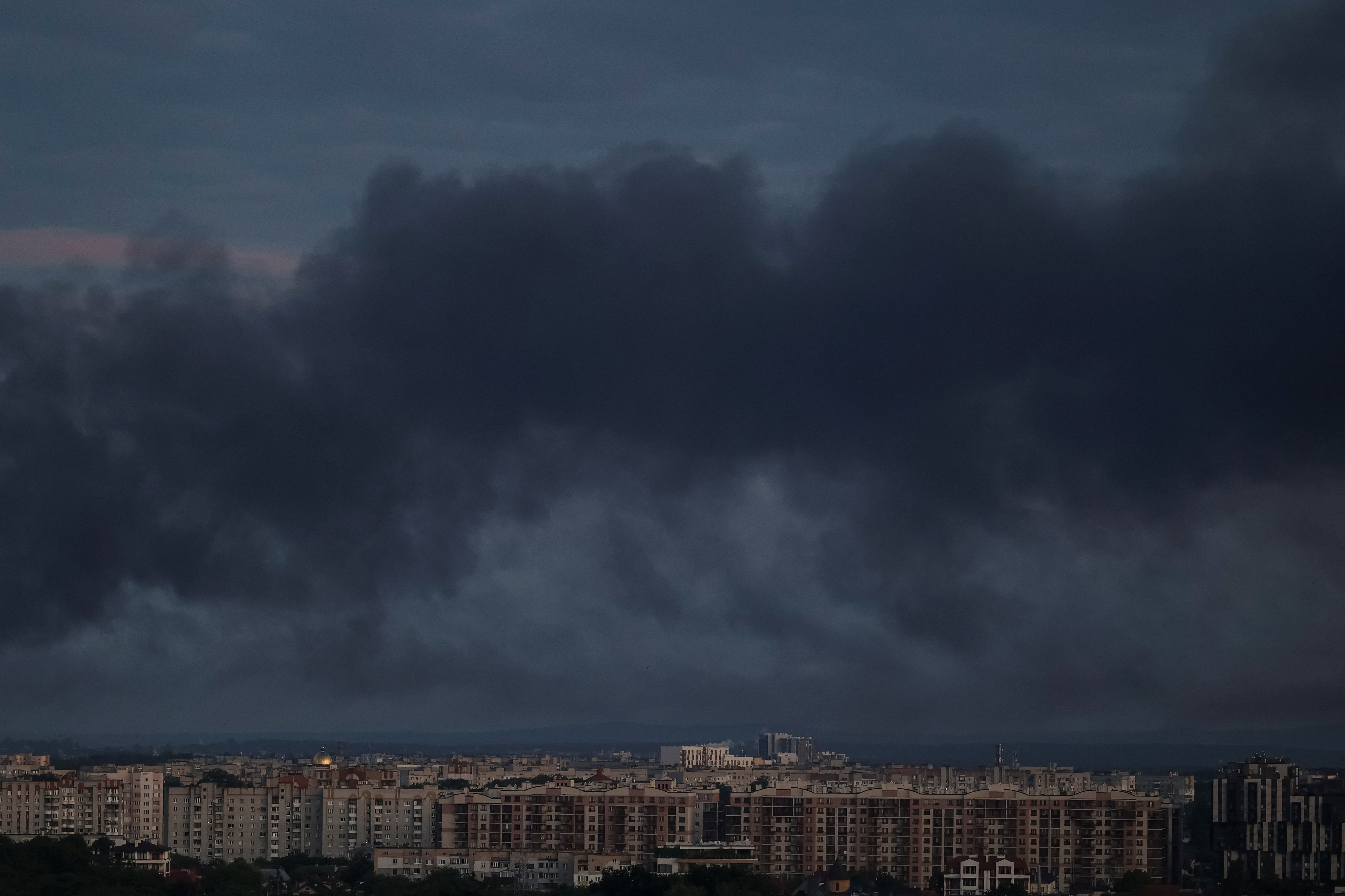 rusija napala lavov - REUTERS 12.7.2025.