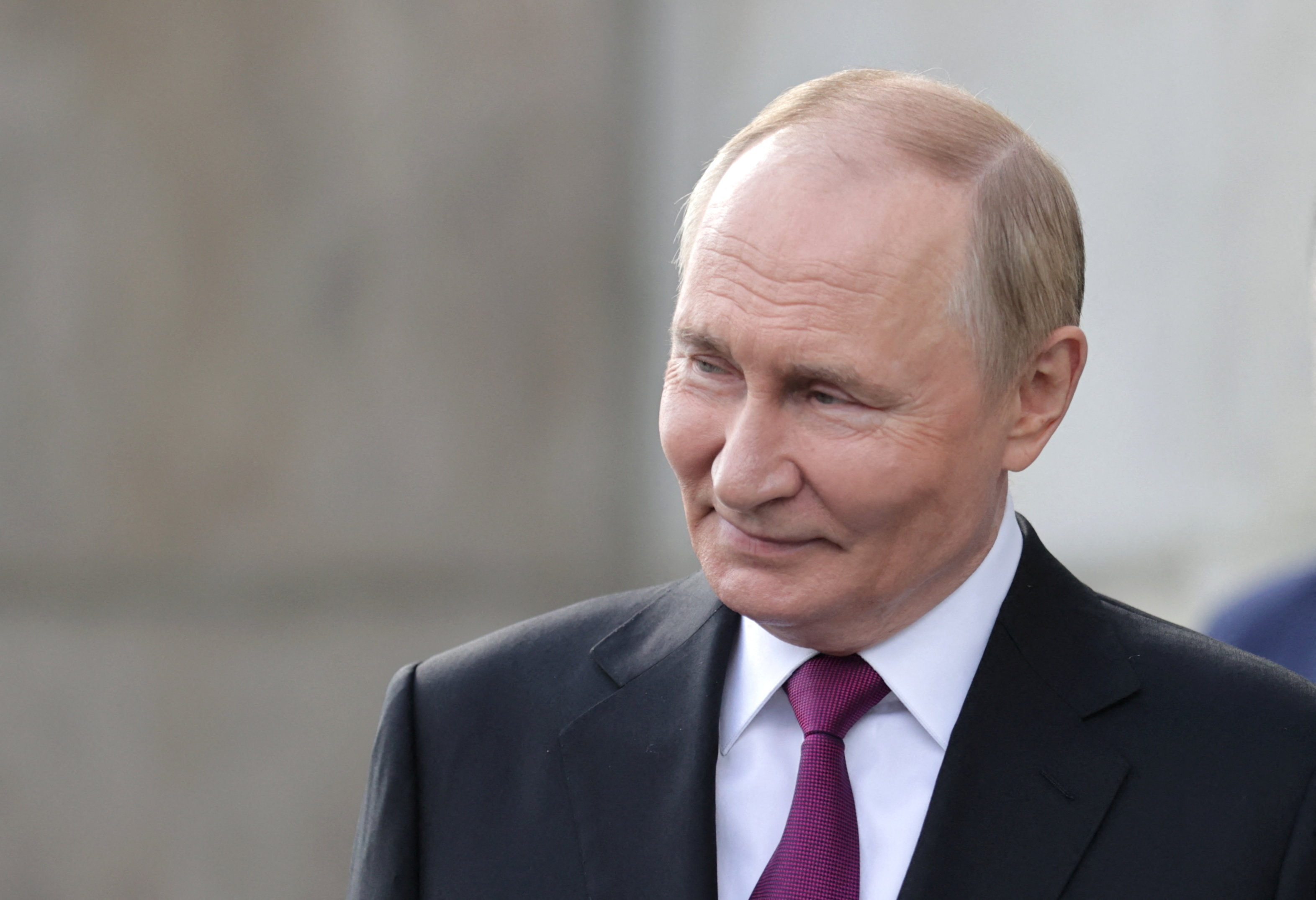 Russian President Vladimir Putin bids farewell to President of the United Arab Emirates, Sheikh Mohammed bin Zayed Al Nahyan