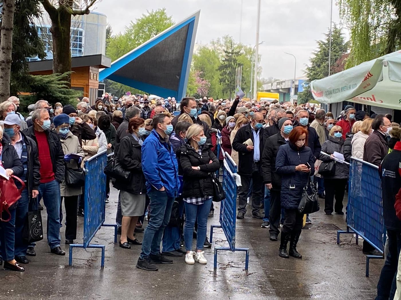 velesajam, cijepljenje