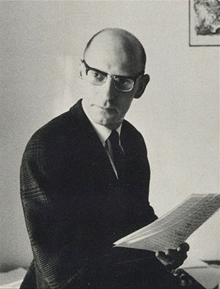 Photo_of_Michel_Foucault_on_1970_dustjacket_of_The_Order_of_Things