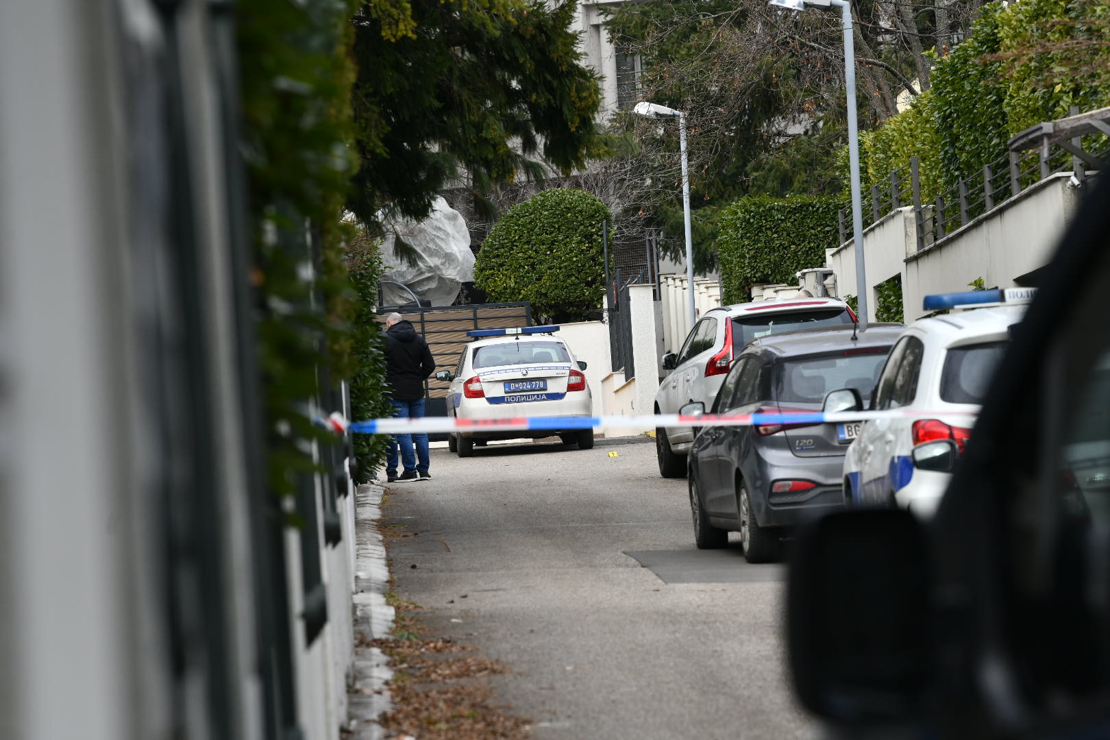 Beogard 03. februar 2026. Eksplozivna naprava bomba bačena je na kuću pop zvezde Zdravka Ćolića u Ulici Stojana Đelića na Dedinju Foto:Goran Srdanov/Nova.rs